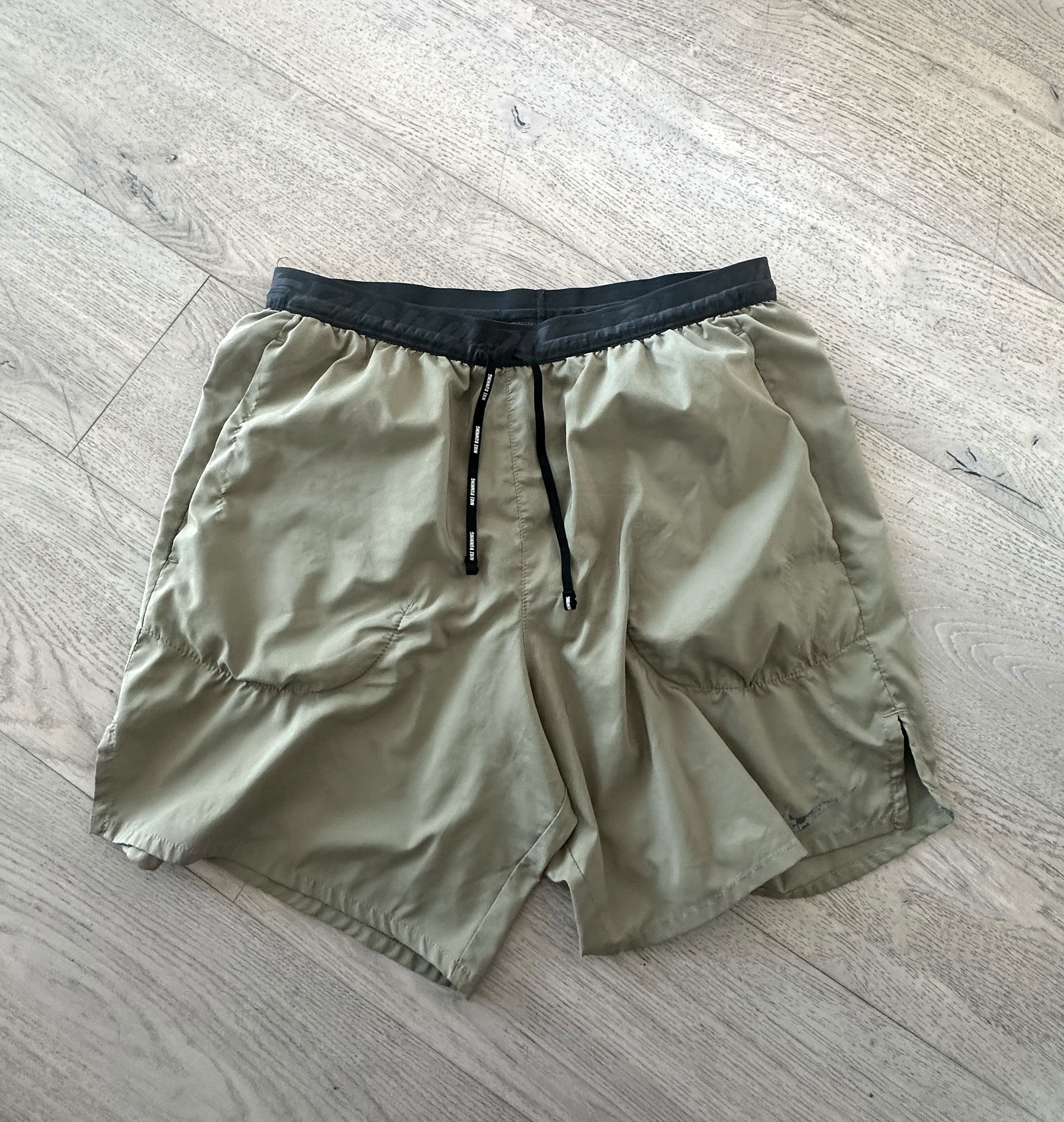 Nike Nike Men's Dri-FIT 7" Running Shorts Size US 32 / EU 48 - 1 Thumbnail