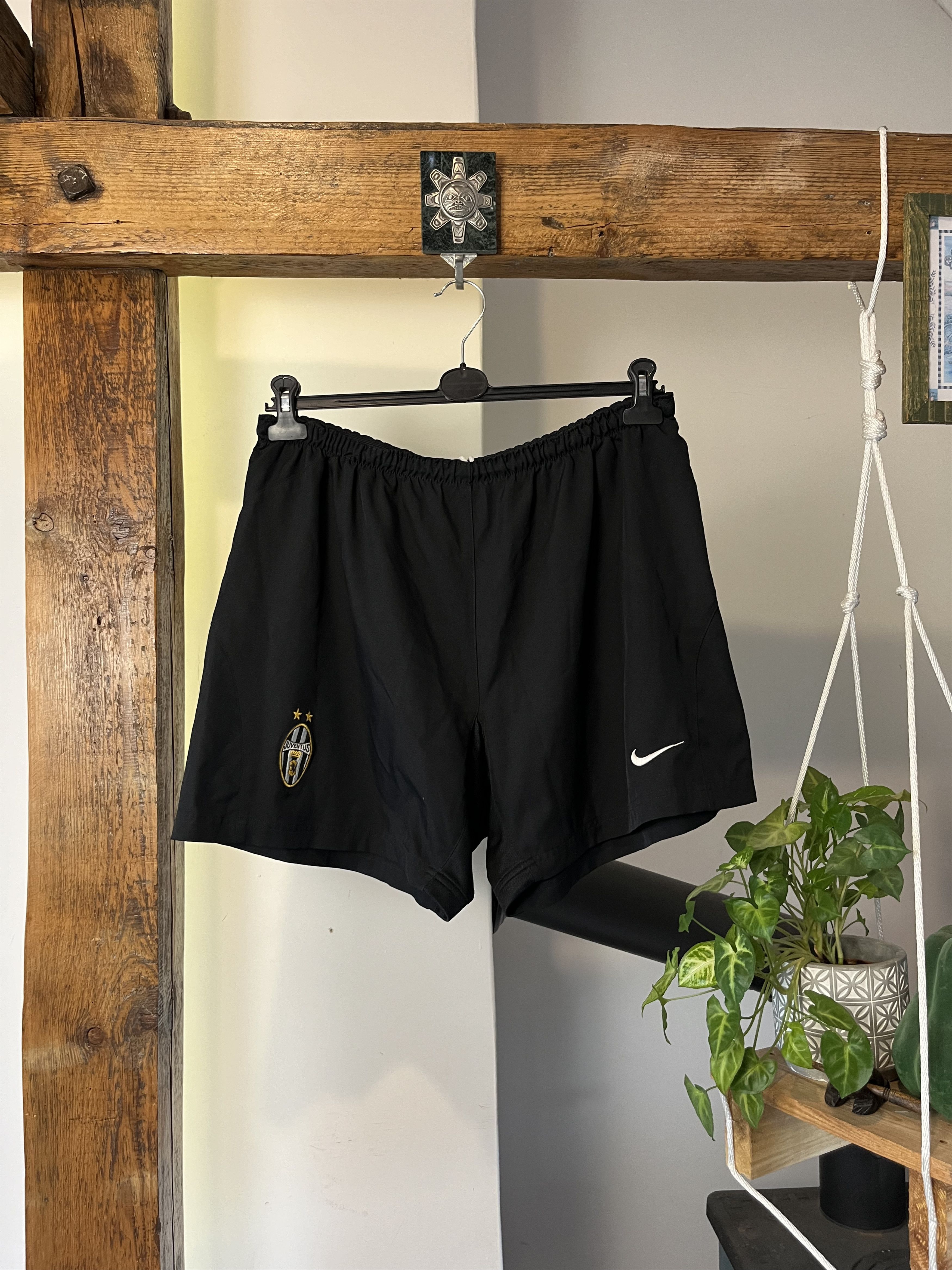Kappa × Vintage Vintage Nike Juventus Jersey Shorts Size US 36 / EU 52 - 1 Thumbnail