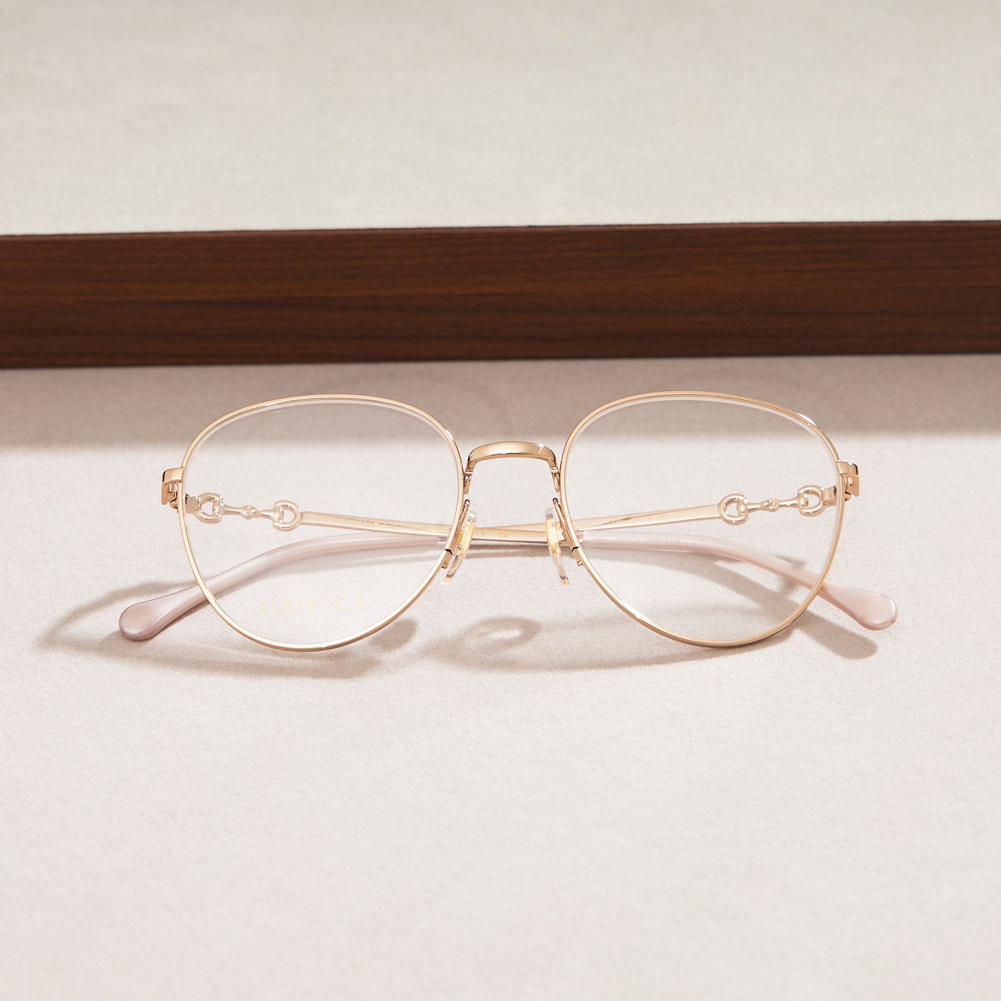 Gucci GUCCI GG0880O 001 GOLD Size ONE SIZE - 7 Thumbnail