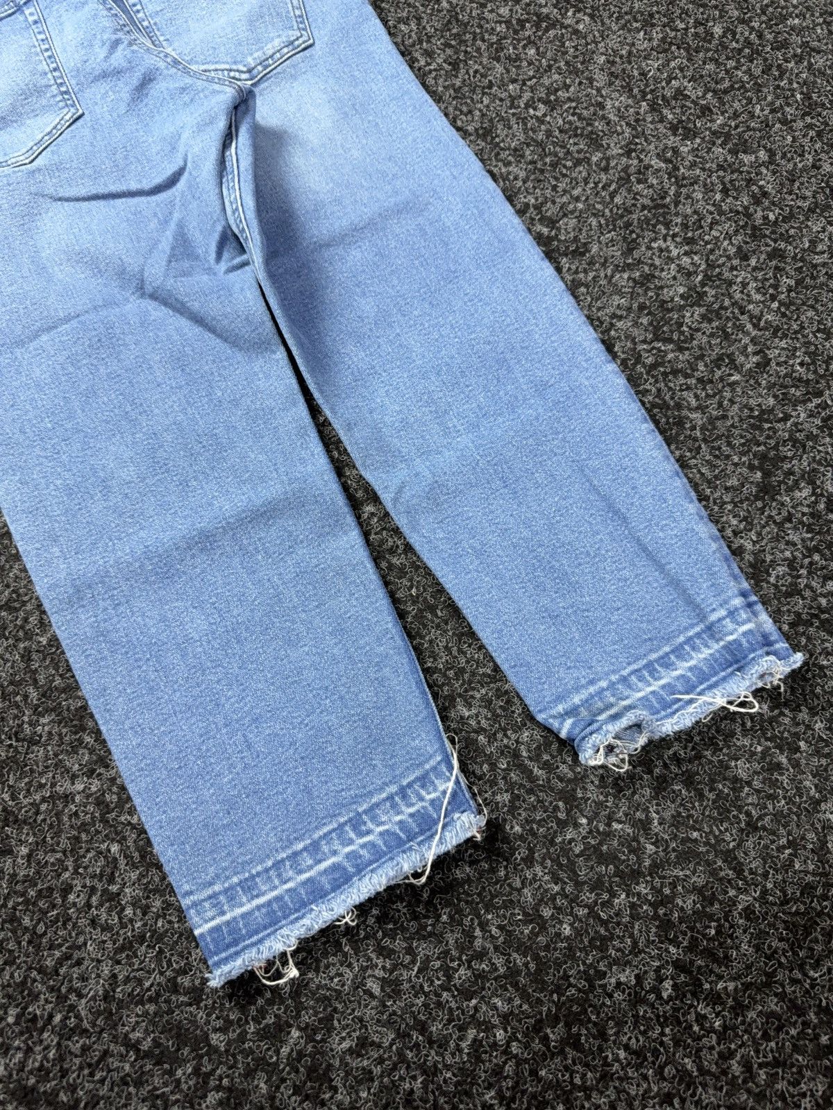 Diesel Luxury Diesel 00s Cropped Jeans Light Wash Distressed Denim Size 26" / US 2 / IT 38 - 12 Thumbnail