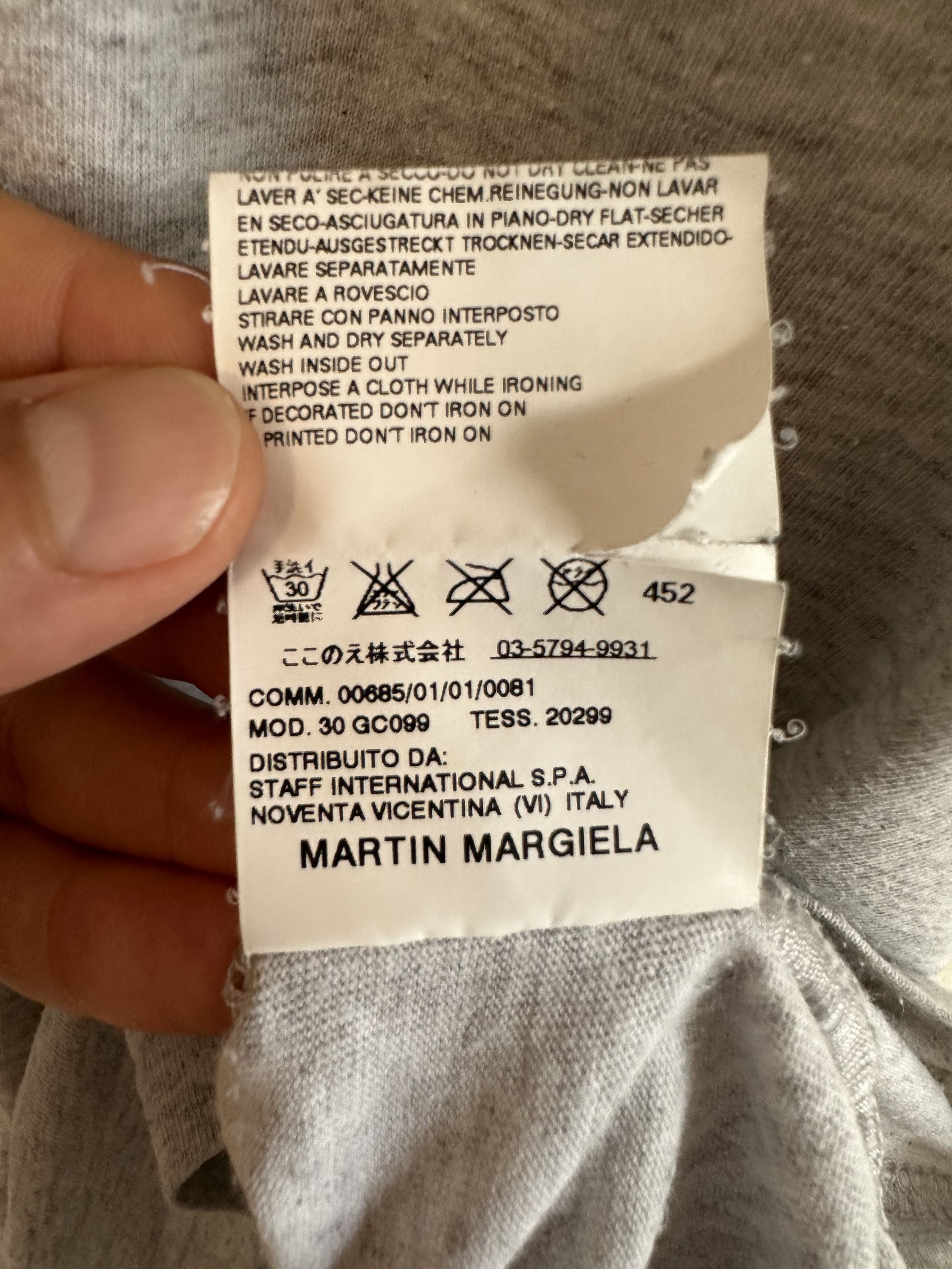 Maison Margiela Margiela AIDS Awareness T-Shirt Size US XL / EU 56 / 4 - 5 Thumbnail