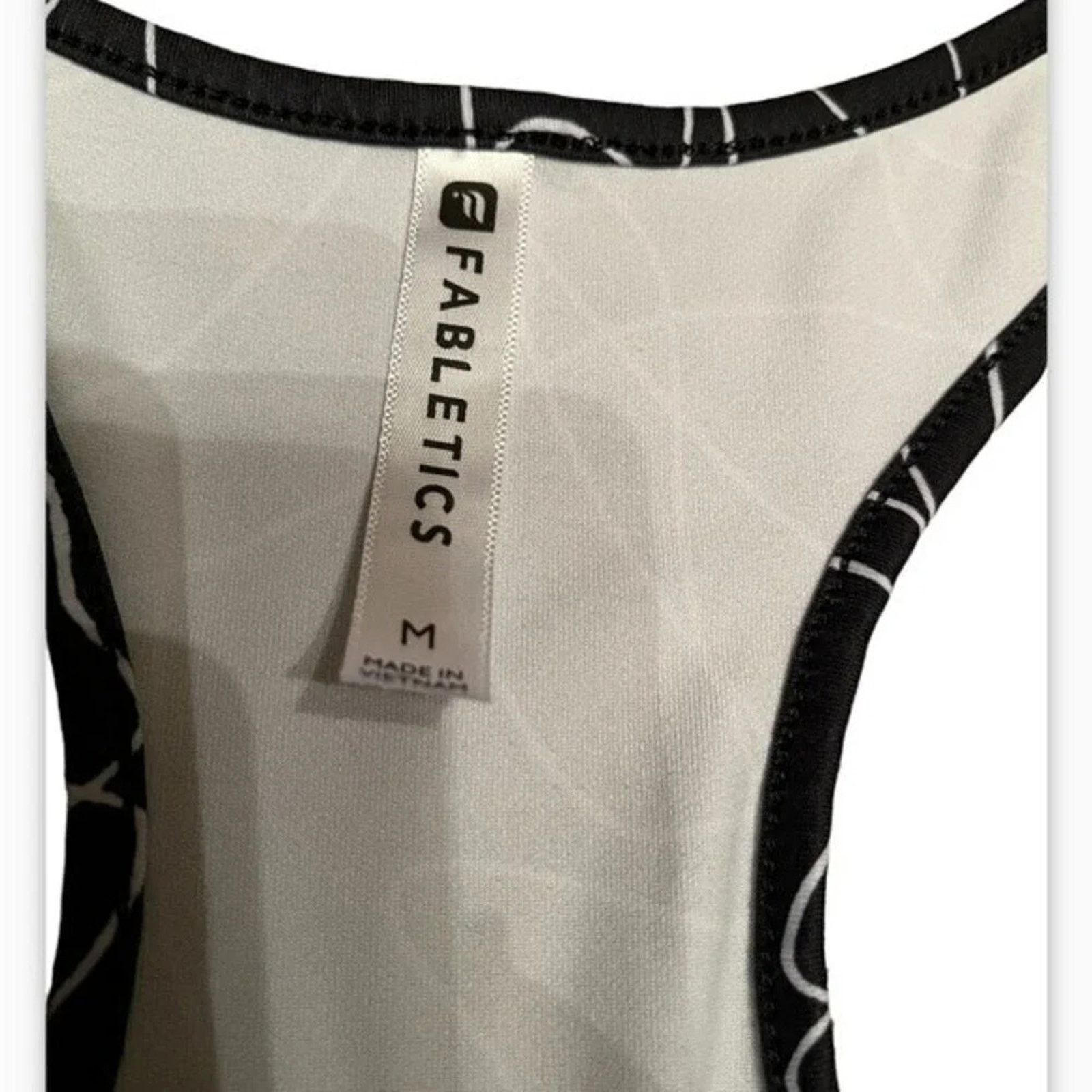 Fabletics Fabletics Mary tank racer back gym top, size Medium Size M / US 6-8 / IT 42-44 - 2 Thumbnail