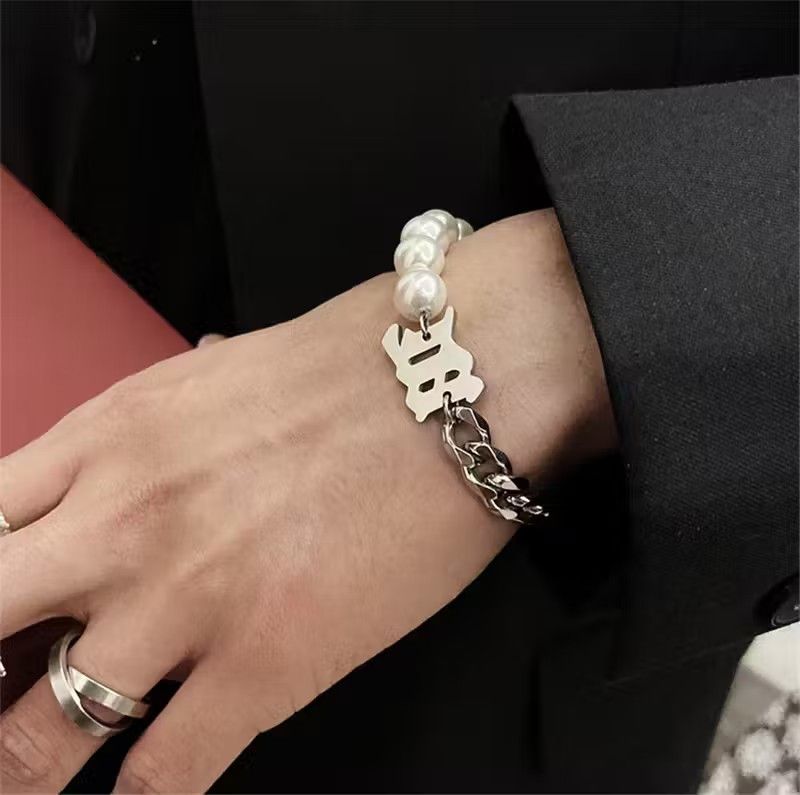 Jewelry Pearl Bracelet Size ONE SIZE - 1 Thumbnail