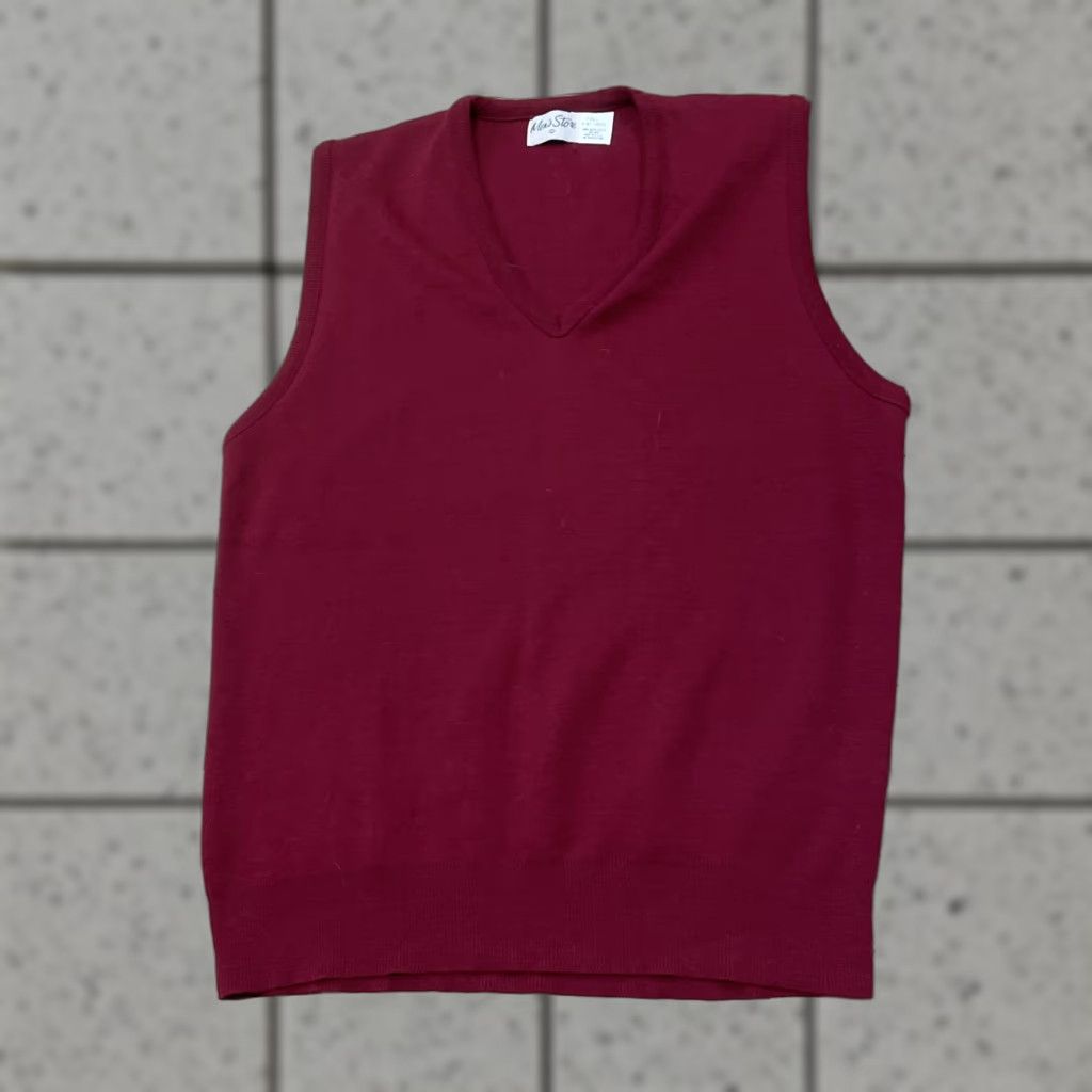 Layer 8 VINTAGE Mens Store 1970s Vest Men L Tall Red Made USA Acrylic Knit Layer Capsule Vest Size US L / EU 52-54 / 3 - 1 Thumbnail