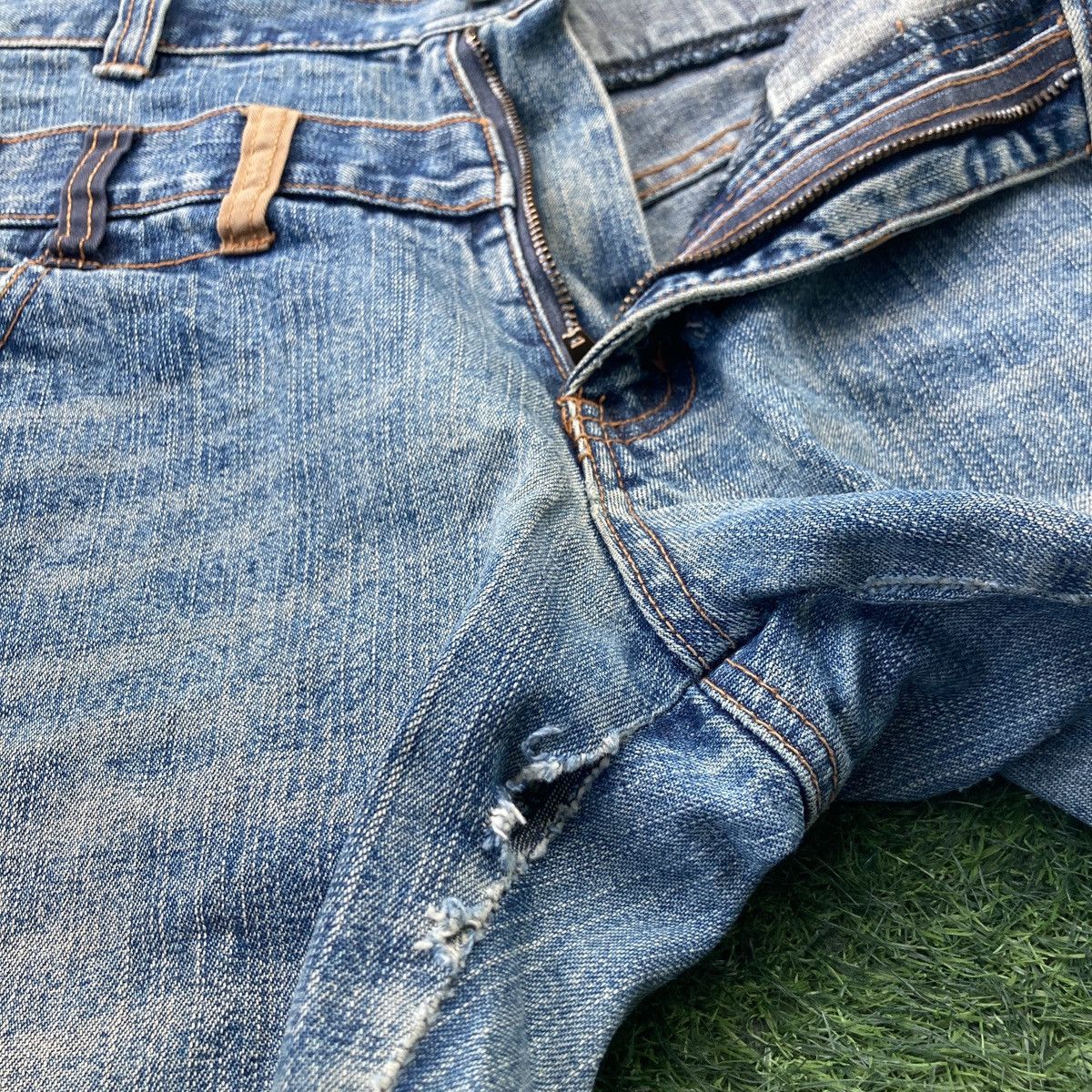 Japanese Brand AMORE PURO DOUBLE WAIST RIPPED JEANS Size US 34 / EU 50 - 11 Thumbnail