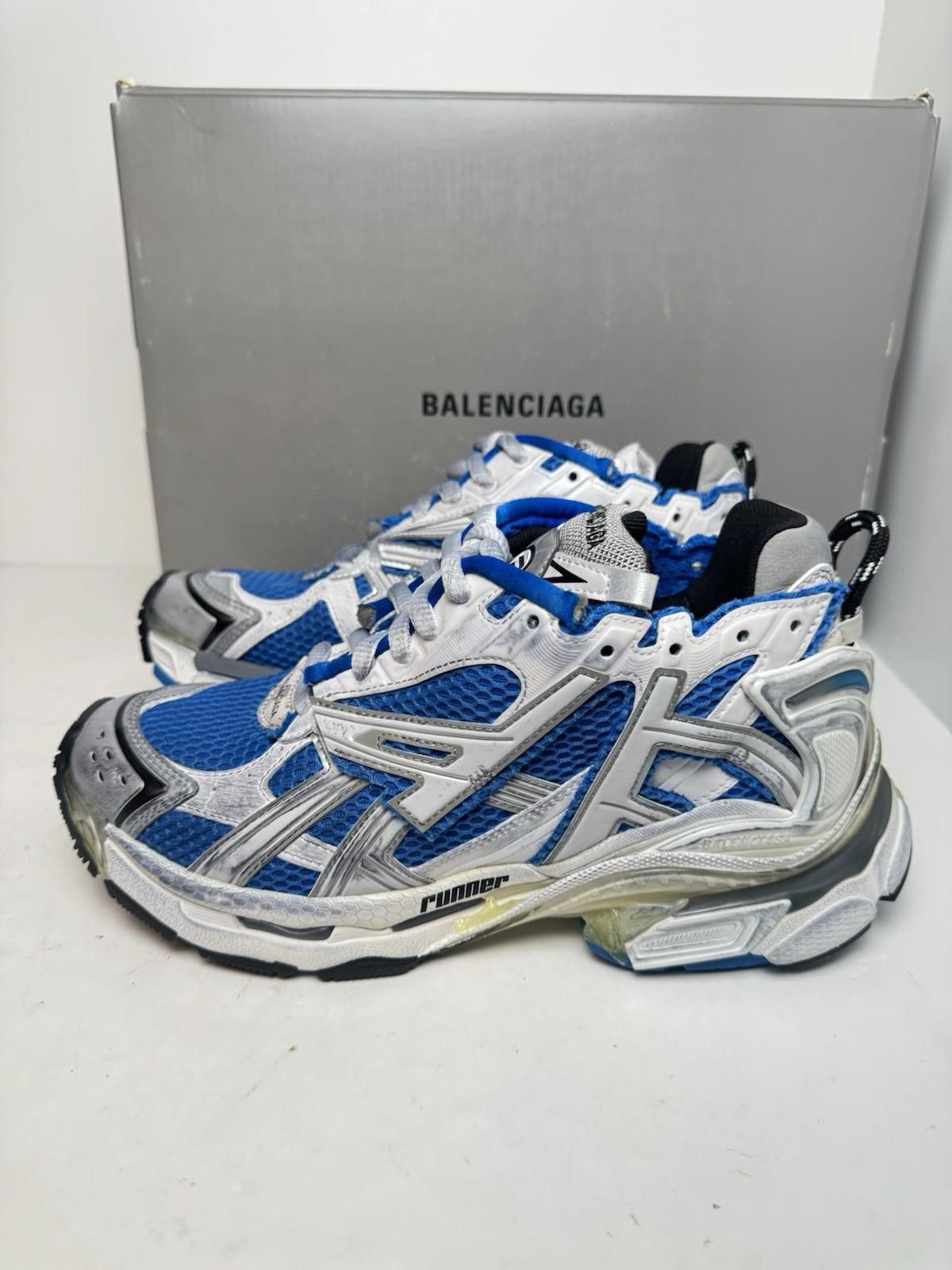 Balenciaga Balenciaga Runner Sneakers Navy White Grey Size 38 Size US 8 / IT 38 - 3 Thumbnail