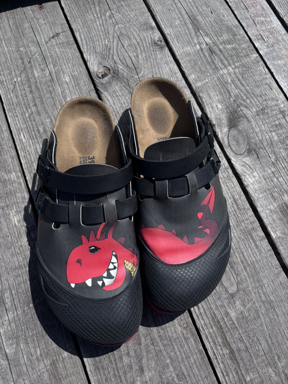 Birkenstock Birkenstock Kay Clogs "Big Dino" Graphic - Black/Red Size US 7 / EU 40 - 8 Thumbnail