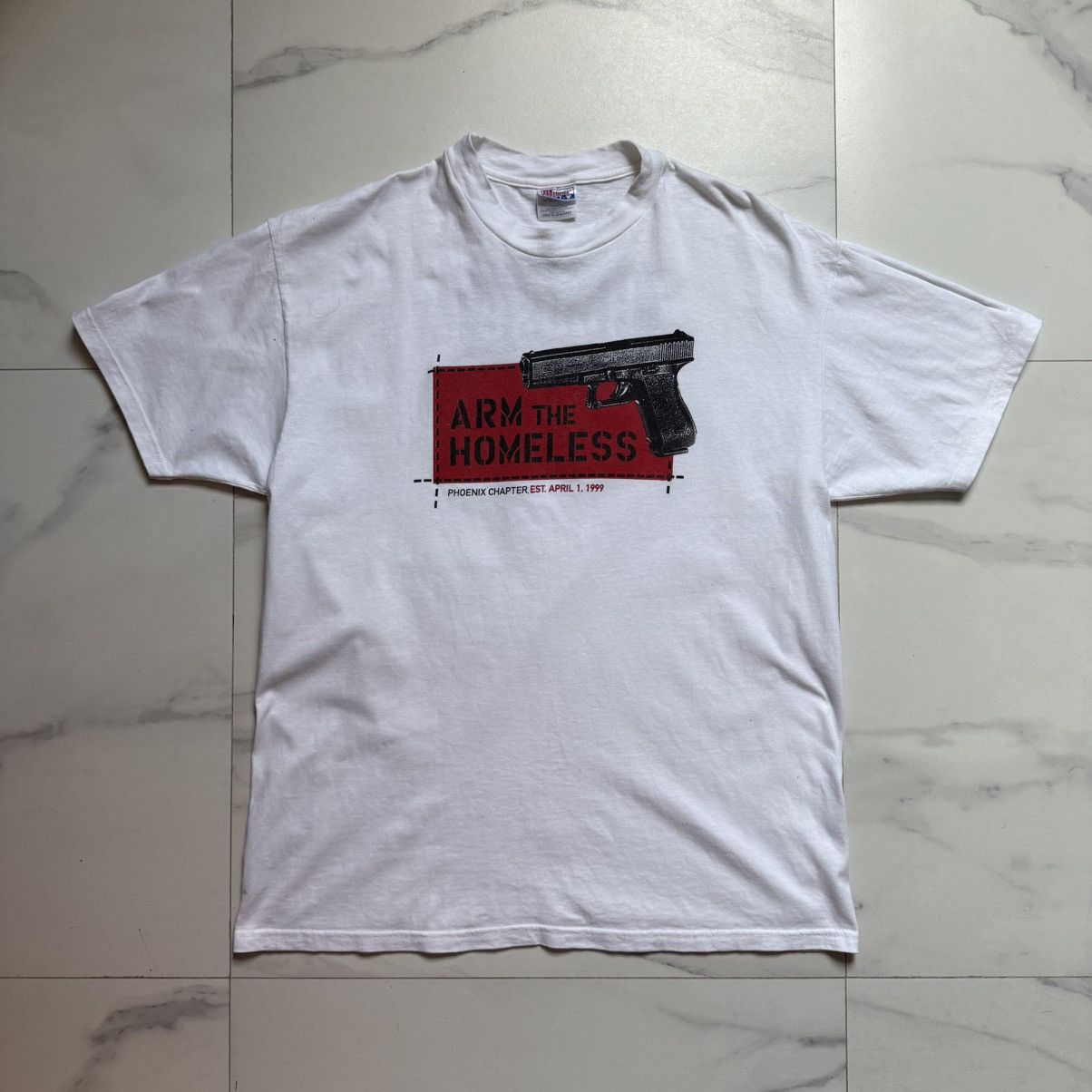 Vintage Vintage ‘99 Arm The Homeless T-Shirt Size US XL / EU 56 / 4 - 2 Thumbnail