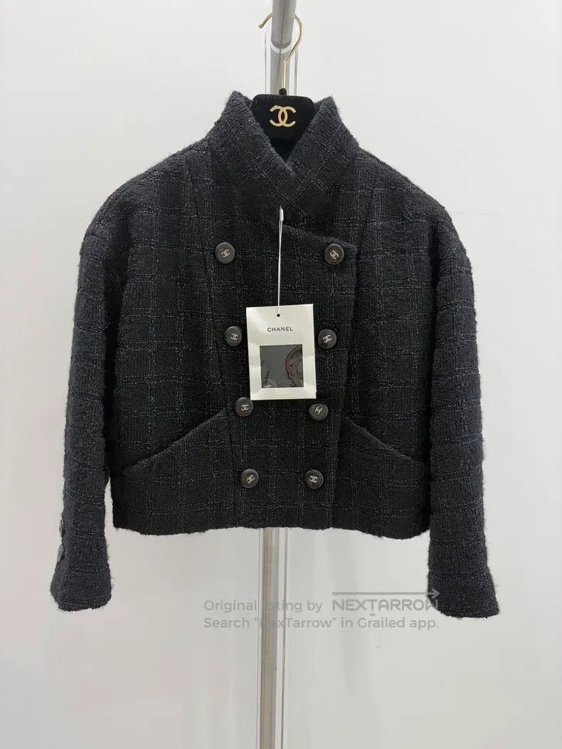 Chanel Chanel Black plaid short coat Size XS / US 0-2 / IT 36-38 - 1 Thumbnail