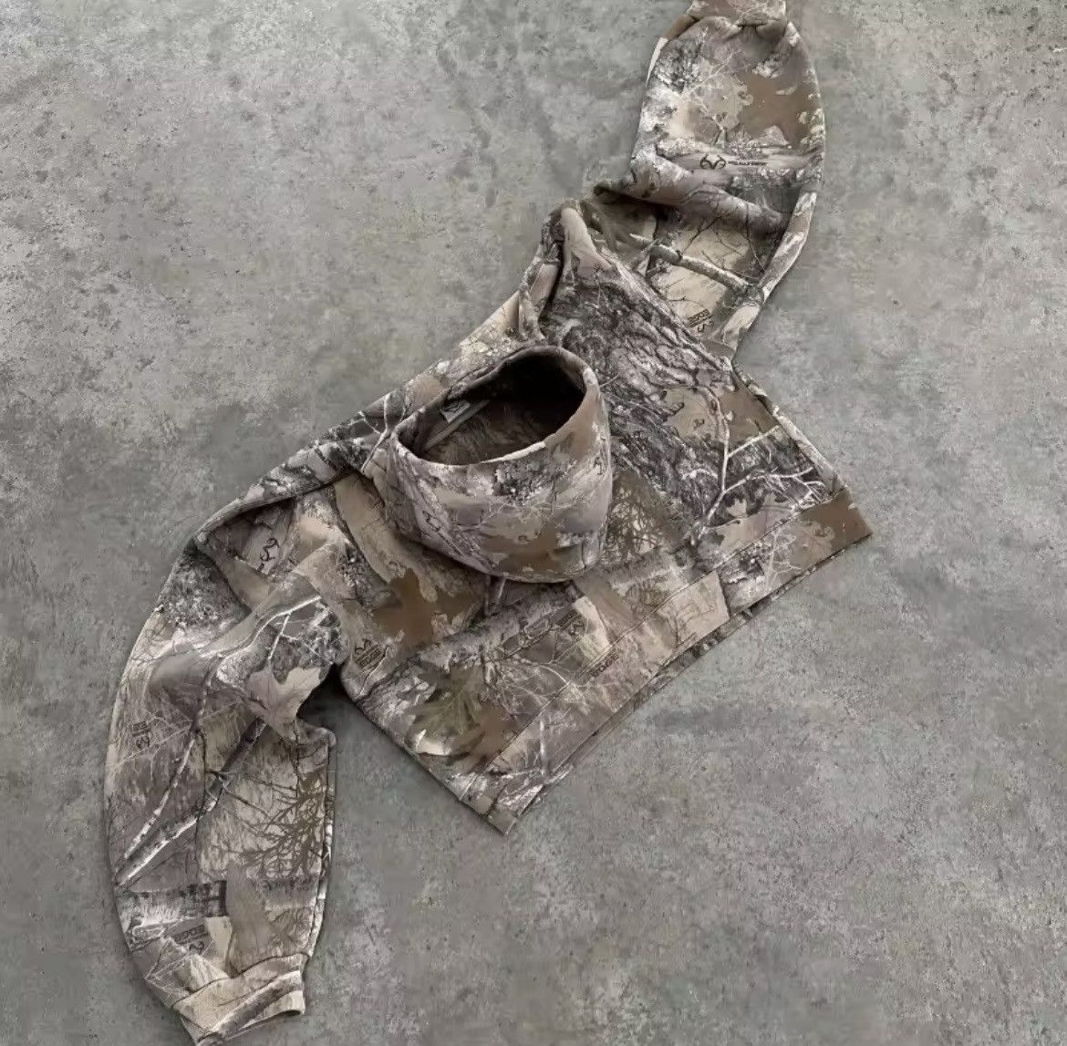 Vintage Y2K Camo Hoodie Size US XL / EU 56 / 4 - 2 Thumbnail