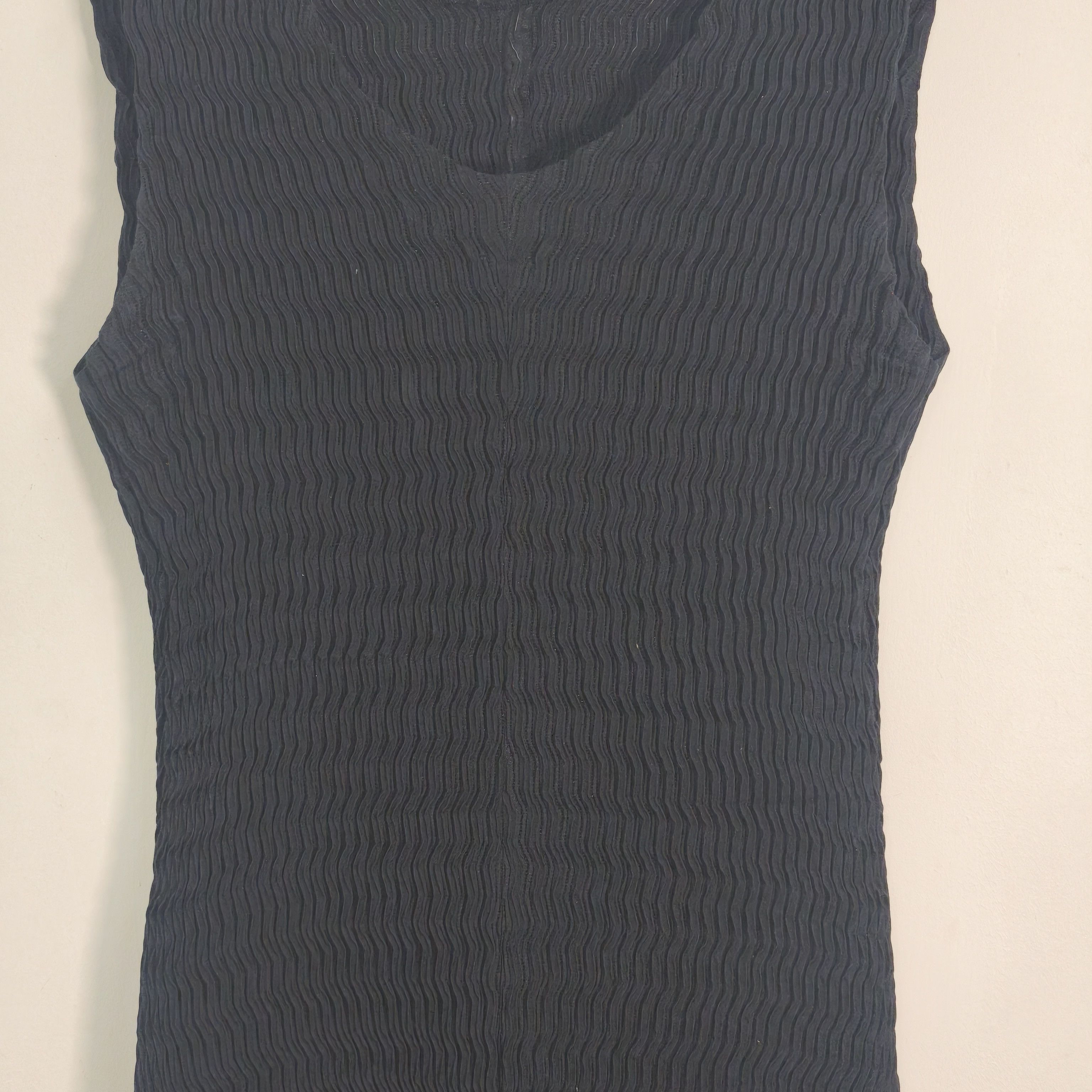 Pleats Please Issey Miyake Issey Miyake Pleats Please Sleeveless Dress Size M / US 6-8 / IT 42-44 - 3 Thumbnail