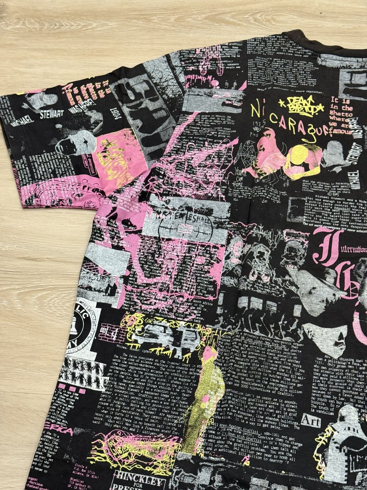Supreme Supreme 2006 Phase 2 Tee Size US XL / EU 56 / 4 - 12 Thumbnail