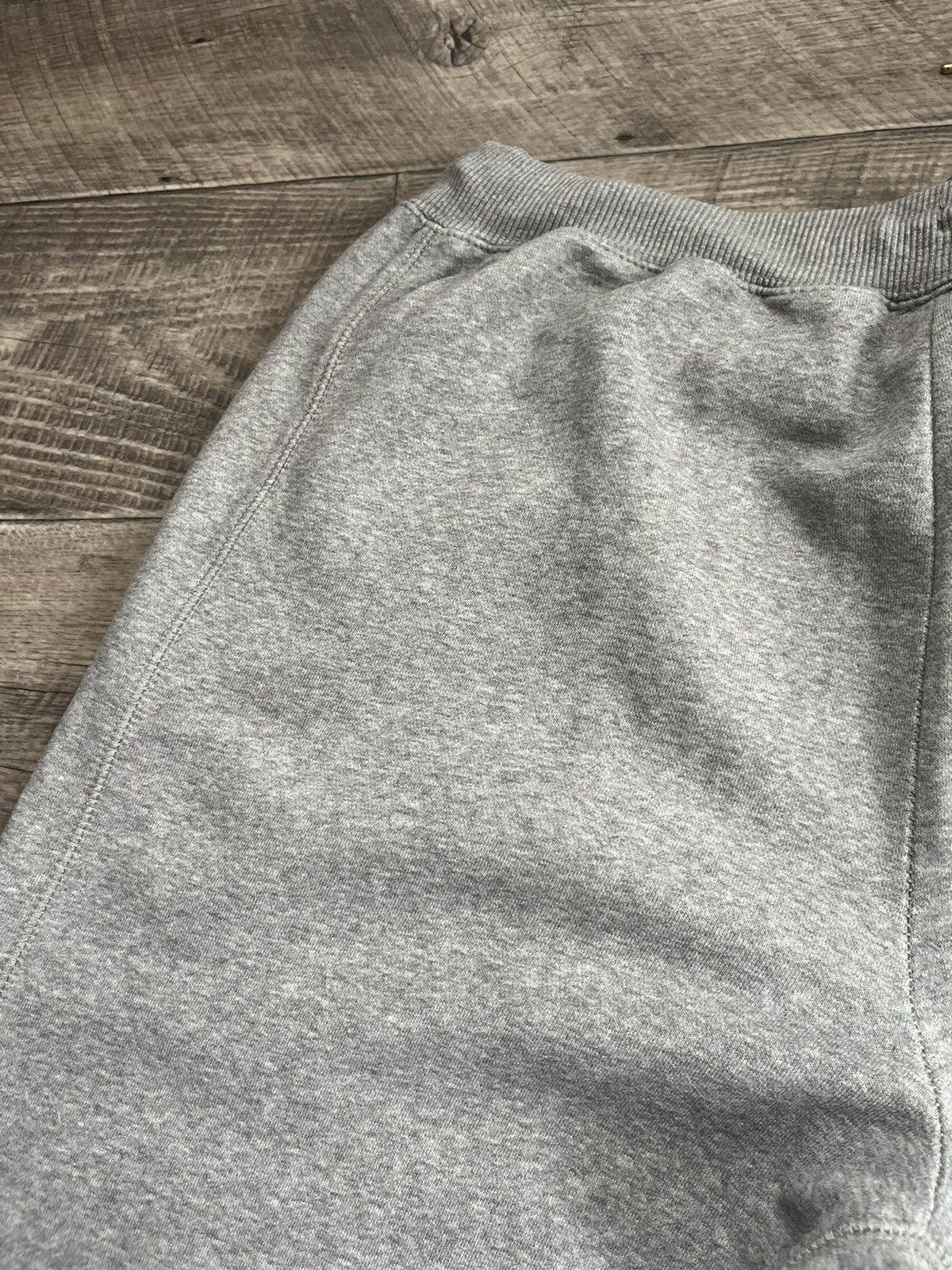 Nike Vintage Y2K Baggy Light Gray Nike Sweatpants Size L Size US 34 / EU 50 - 16 Thumbnail