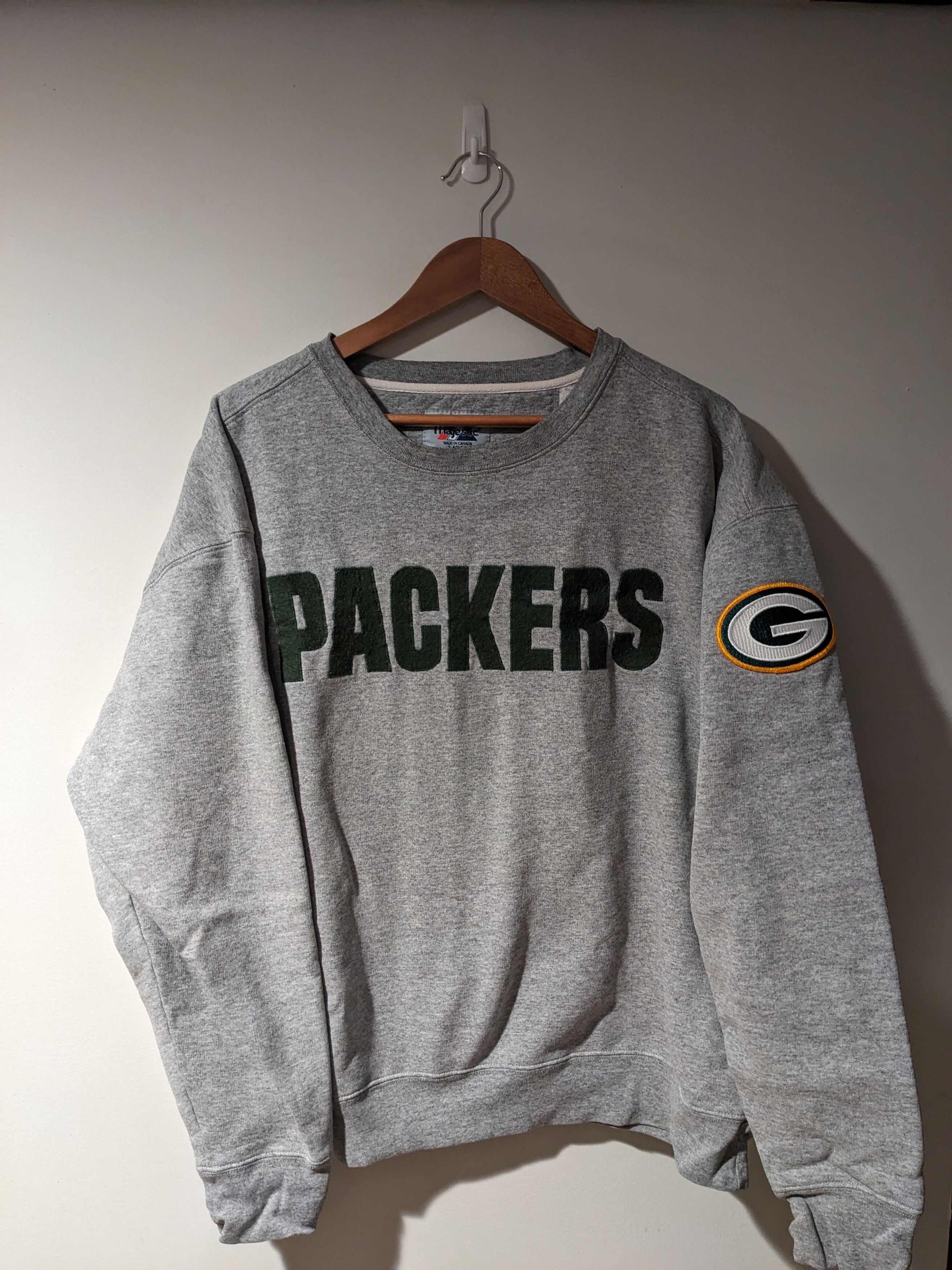 Vintage Green deals Bay Packers Sweatshirt Sz XL Big Spellout Football 90s Gray Logo