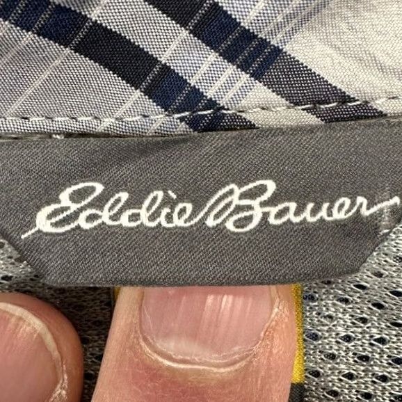 Eddie Bauer Eddie Bauer Travex Button Up Shirt Adult Large Blue Plaid Nylon Blend Hiking Men - Pre-Owned Excellent Condition Size US L / EU 52-54 / 3 - 4 Thumbnail
