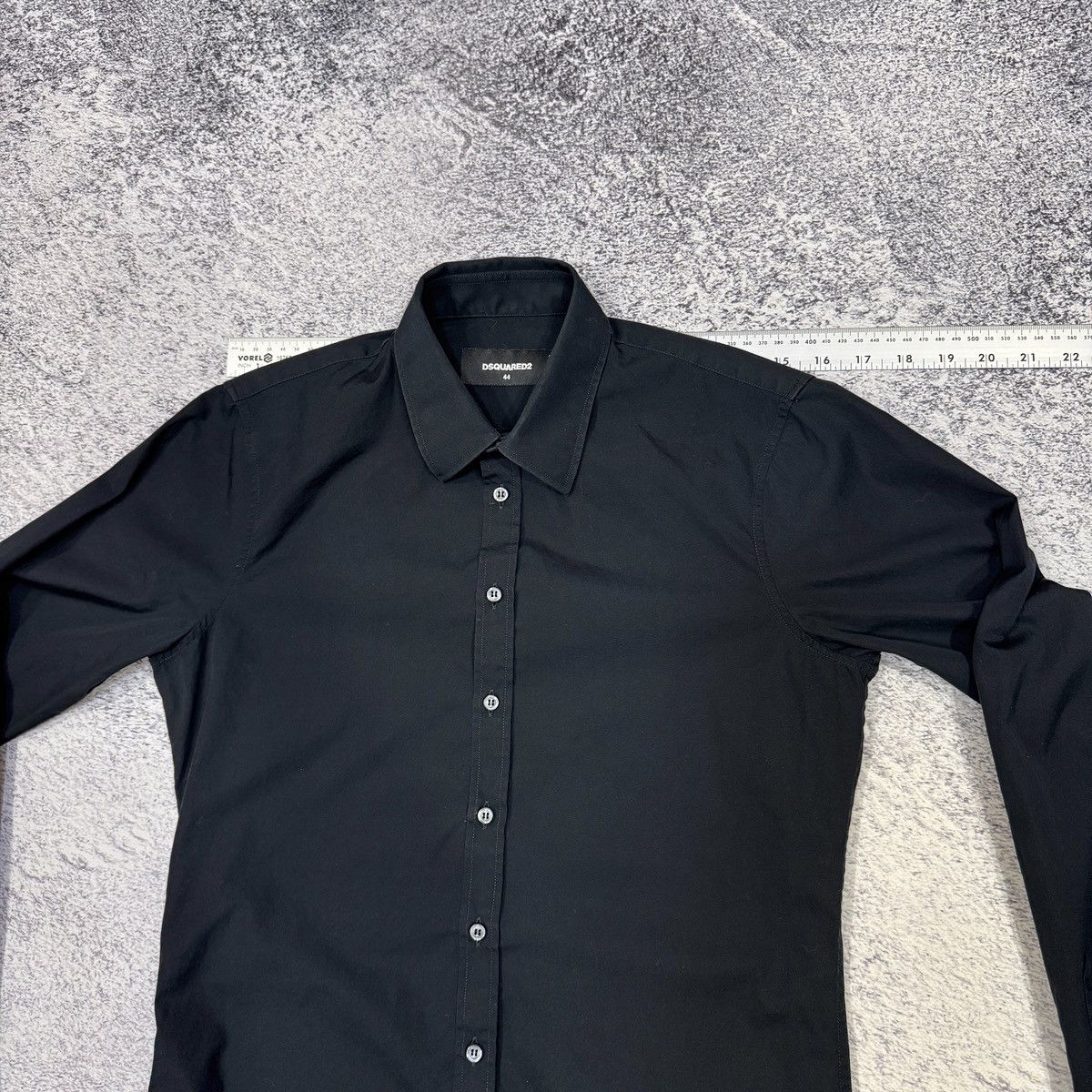 Dsquared2 Dsquared2 Mens Classic Black Cotton Shirt Metal Logo Plate S Size US S / EU 44-46 / 1 - 13 Thumbnail