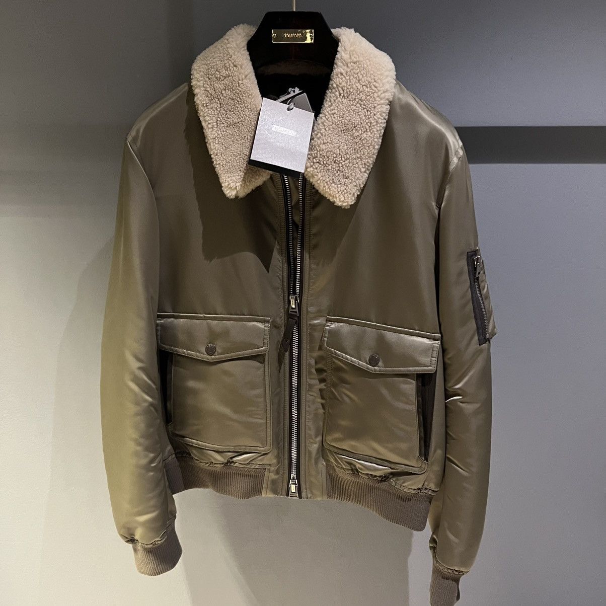 Tom Ford Tom Ford Shearling Collar Jacket in Large Size US L / EU 52-54 / 3 - 1 Thumbnail