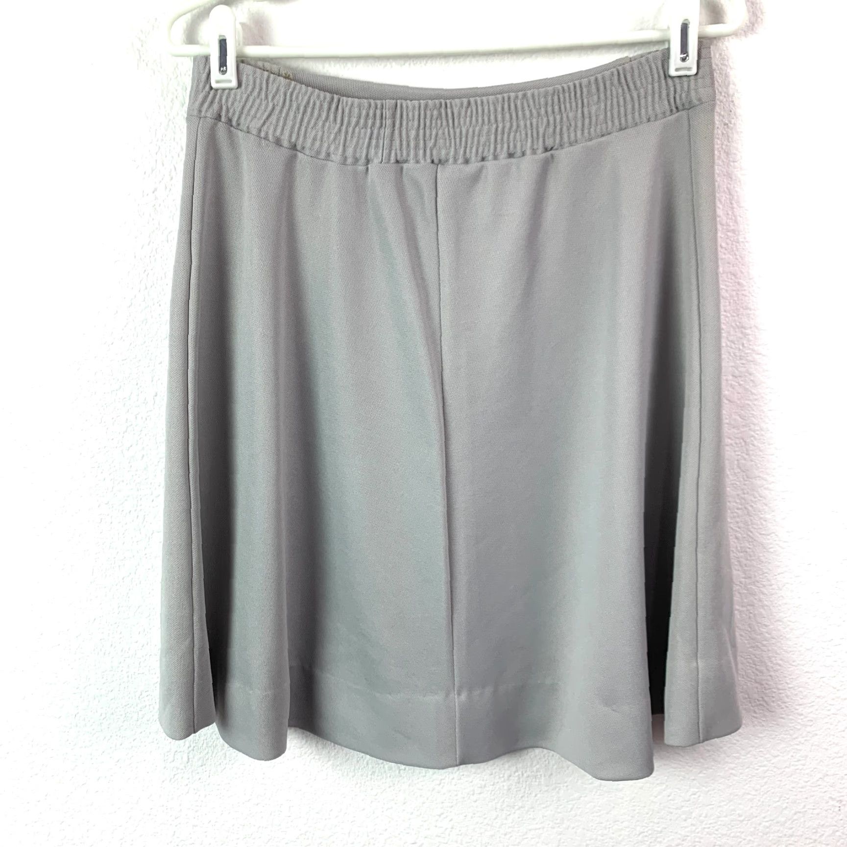 Etro VINTAGE Gray Retro Mod Go Go Polyester Skirt Size 10 28" Waist 40" Hip 20" Hips Length 20" Secretary/Geek Casual Womens Size 32" / US 10 / IT 46 - 5 Thumbnail