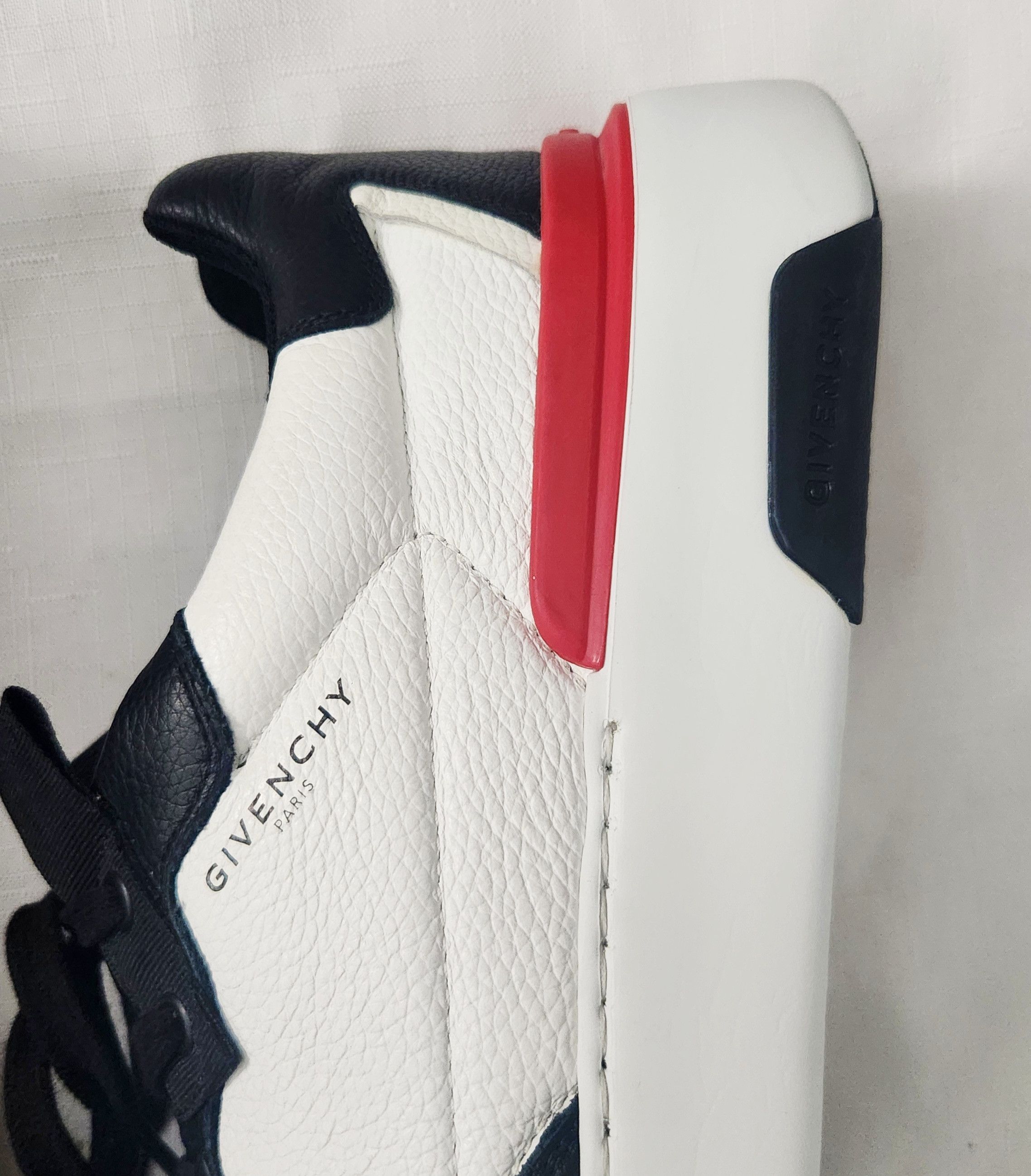 Designer × Givenchy Givenchy White Black multicolor Leather Runner Sneakers 46 Size US 13 / EU 46 - 10 Thumbnail