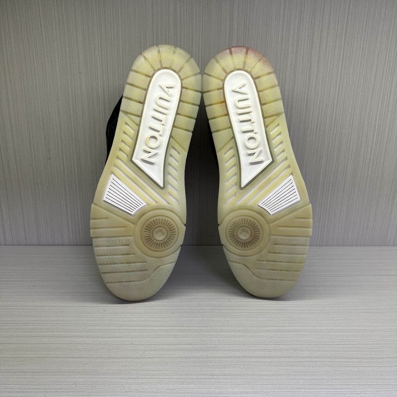 Louis Vuitton Louis Vuitton Fashion Low-Top Trainers for Men -2508 Size US 8 / EU 41 - 4 Thumbnail