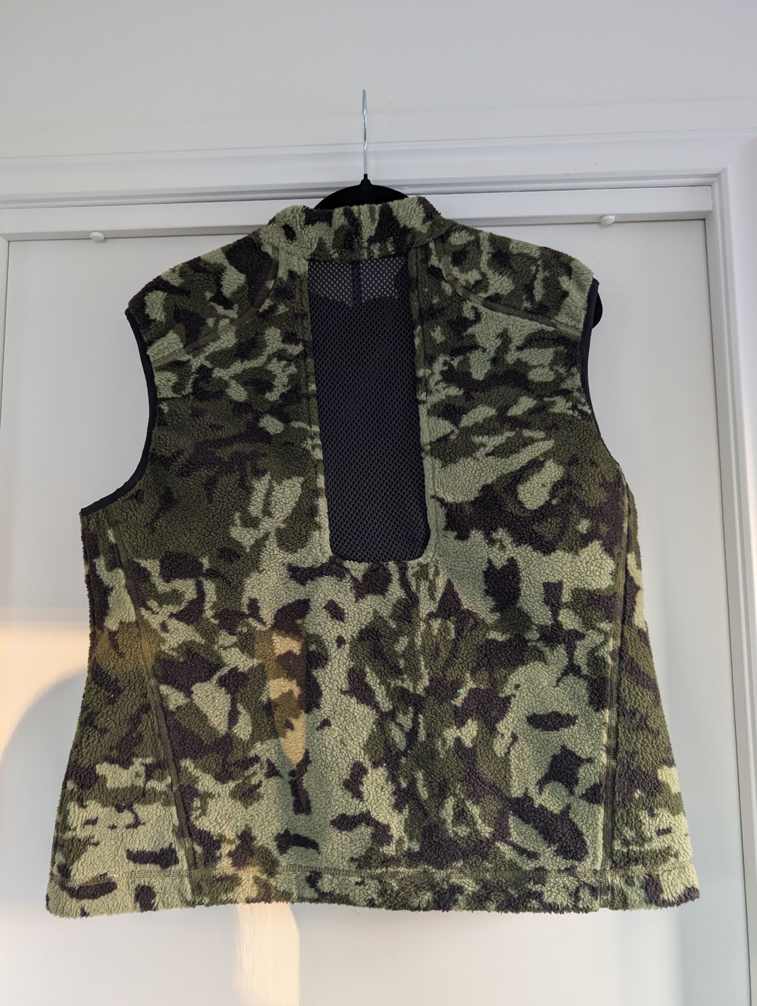 Alyx × MMW × Nike Alyx MMW Matthew Williams Nike Fleece Camo Vest Size US M / EU 48-50 / 2 - 2 Thumbnail