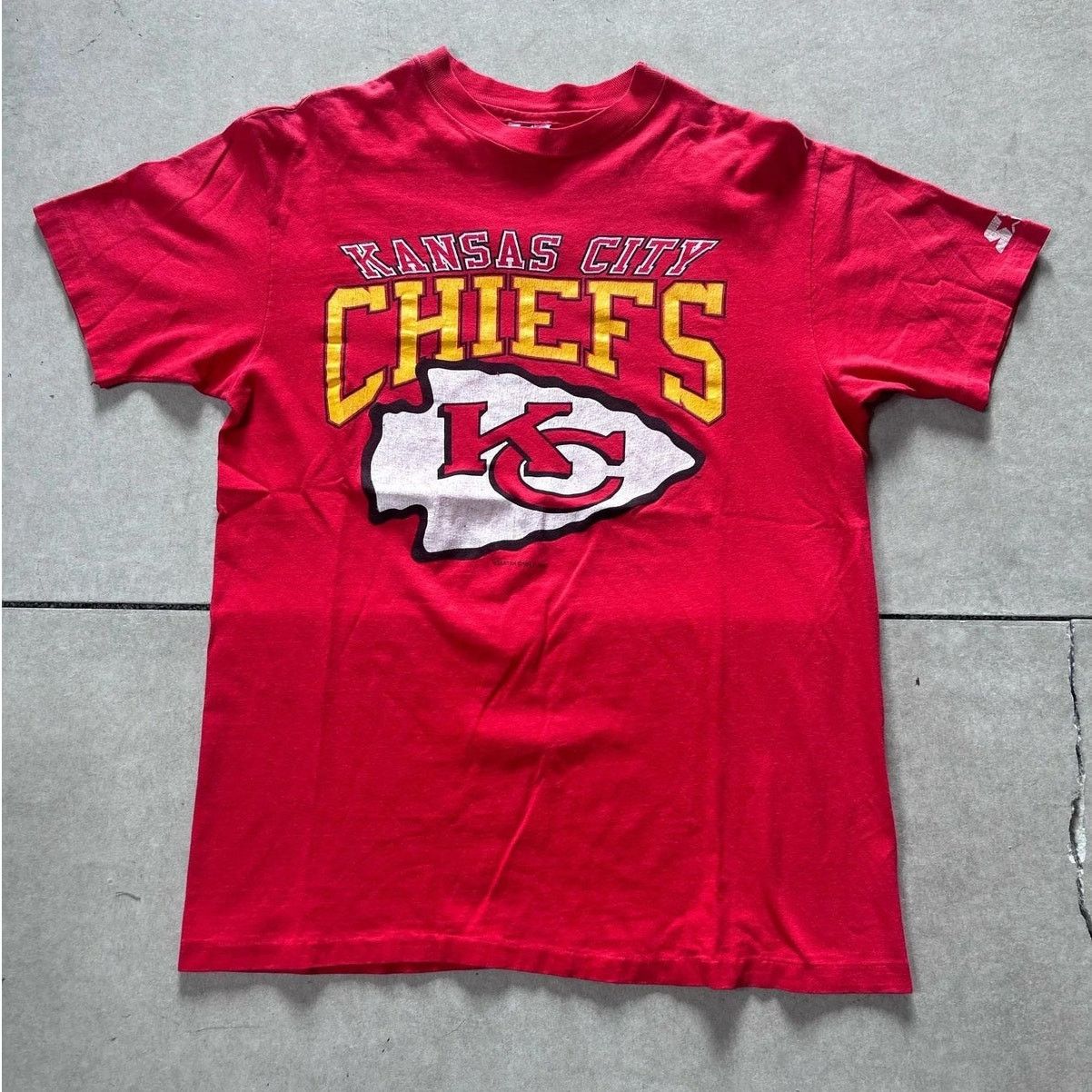 Starter 90s Vintage Kansas City Chiefs Starter Red T Shirt Size L Size US L / EU 52-54 / 3 - 1 Thumbnail