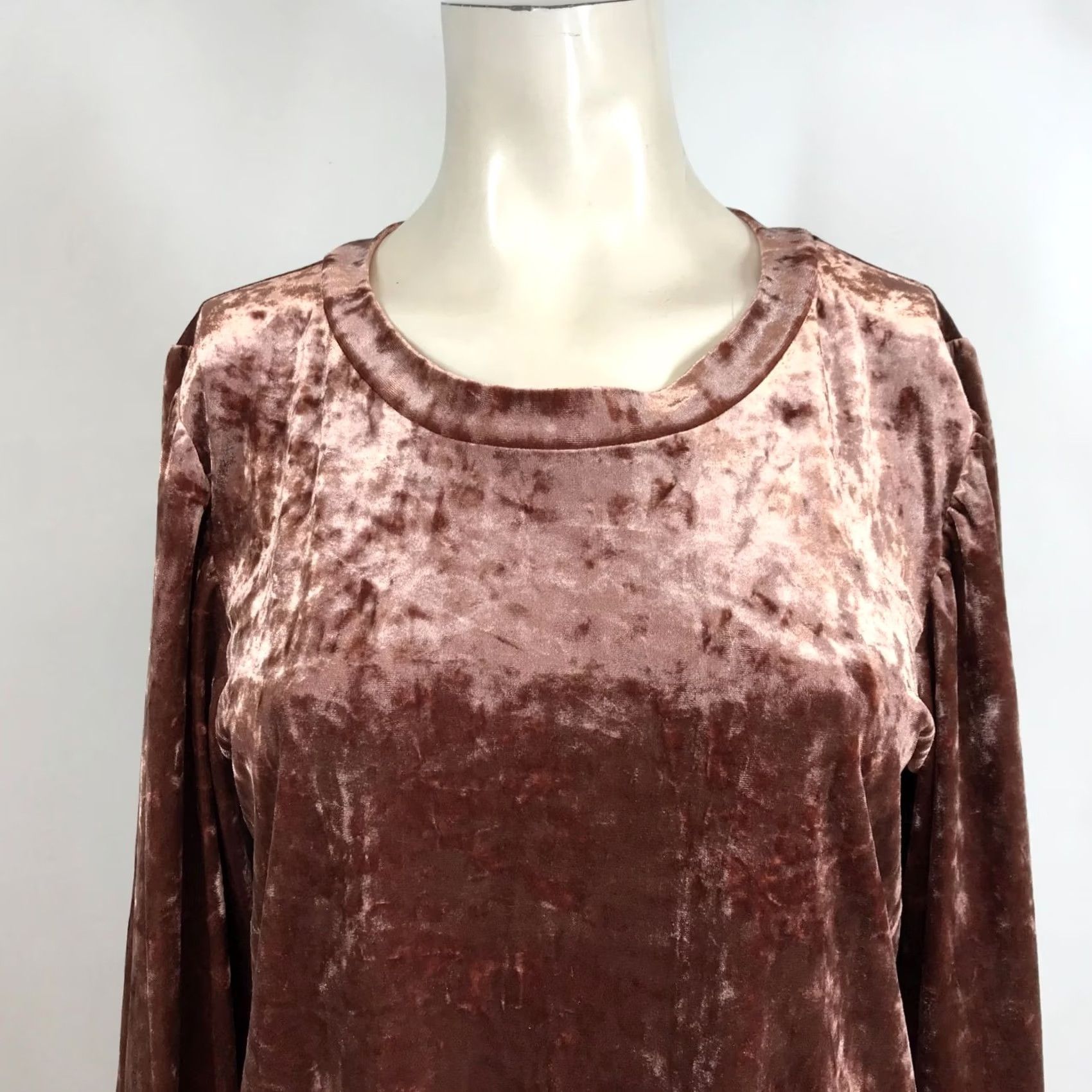 Vintage ModCloth Shirt Top Womens L Mauve Long Sleeve Round Neck Velour Brown Size L / US 10 / IT 46 - 2 Thumbnail