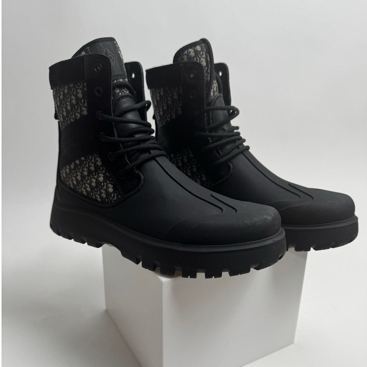Dior Dior Garden Oblique Black/Beige Lace Up Combat Boots Size 41 Size US 8 / EU 41 - 9 Thumbnail