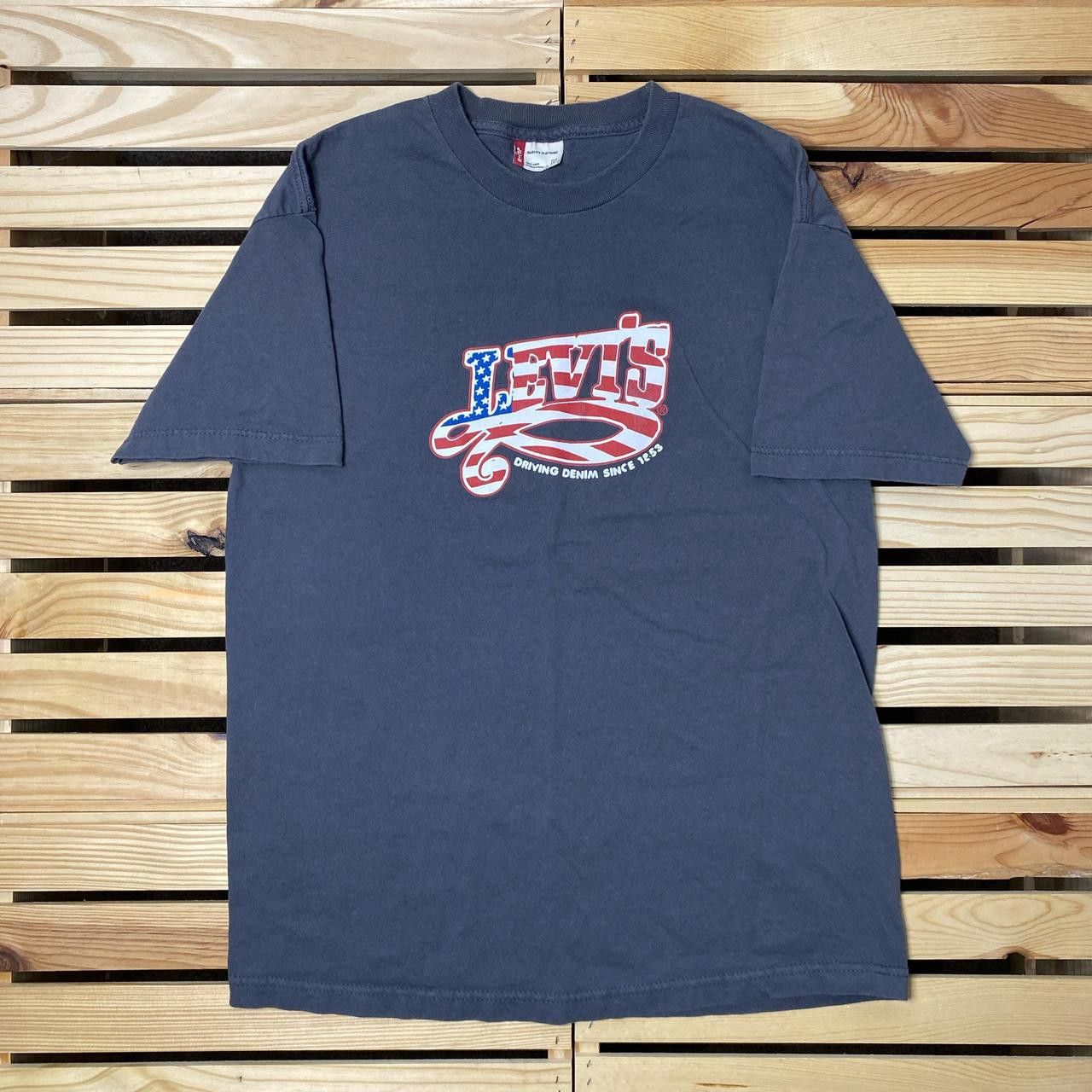 Levi's Vintage Levi's Gray Tee Size Large Size US L / EU 52-54 / 3 - 1 Thumbnail