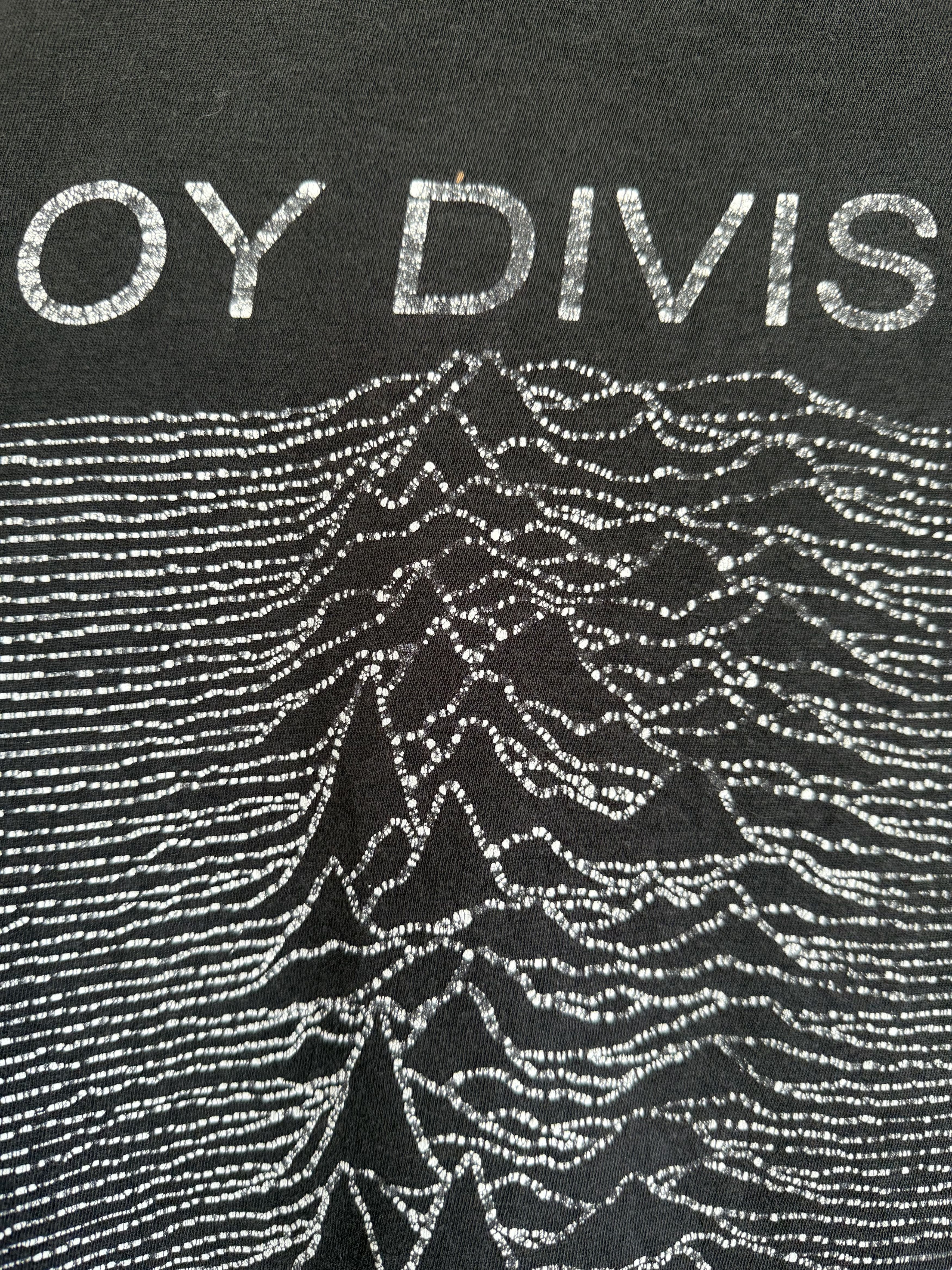 Band Tees Vintage 90s 2000s Joy Division Unknown Pleasures t-shirt Size US L / EU 52-54 / 3 - 4 Thumbnail