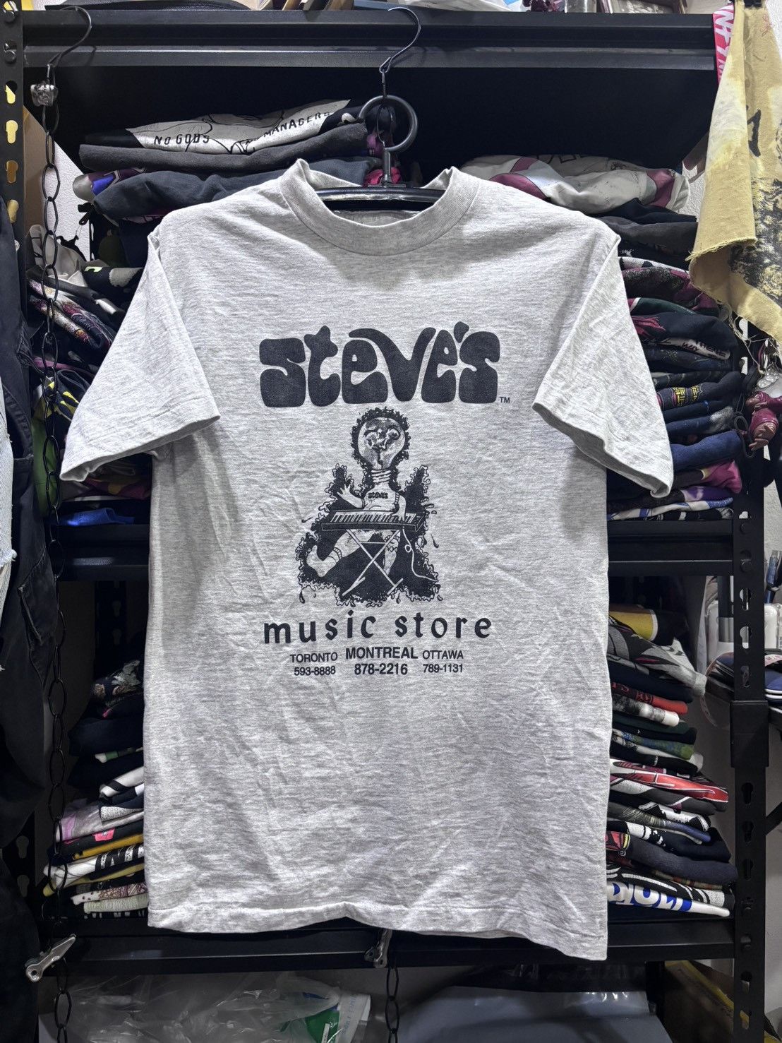 Vintage Vintage Steve's music store Size US M / EU 48-50 / 2 - 1 Thumbnail