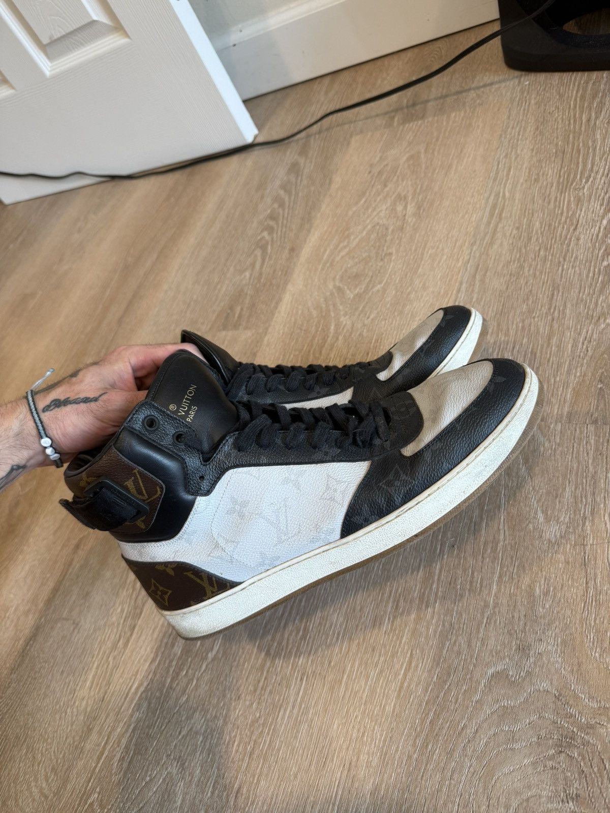 Louis Vuitton High top Louis Sneakers Size US 10 / EU 43 - 1 Thumbnail