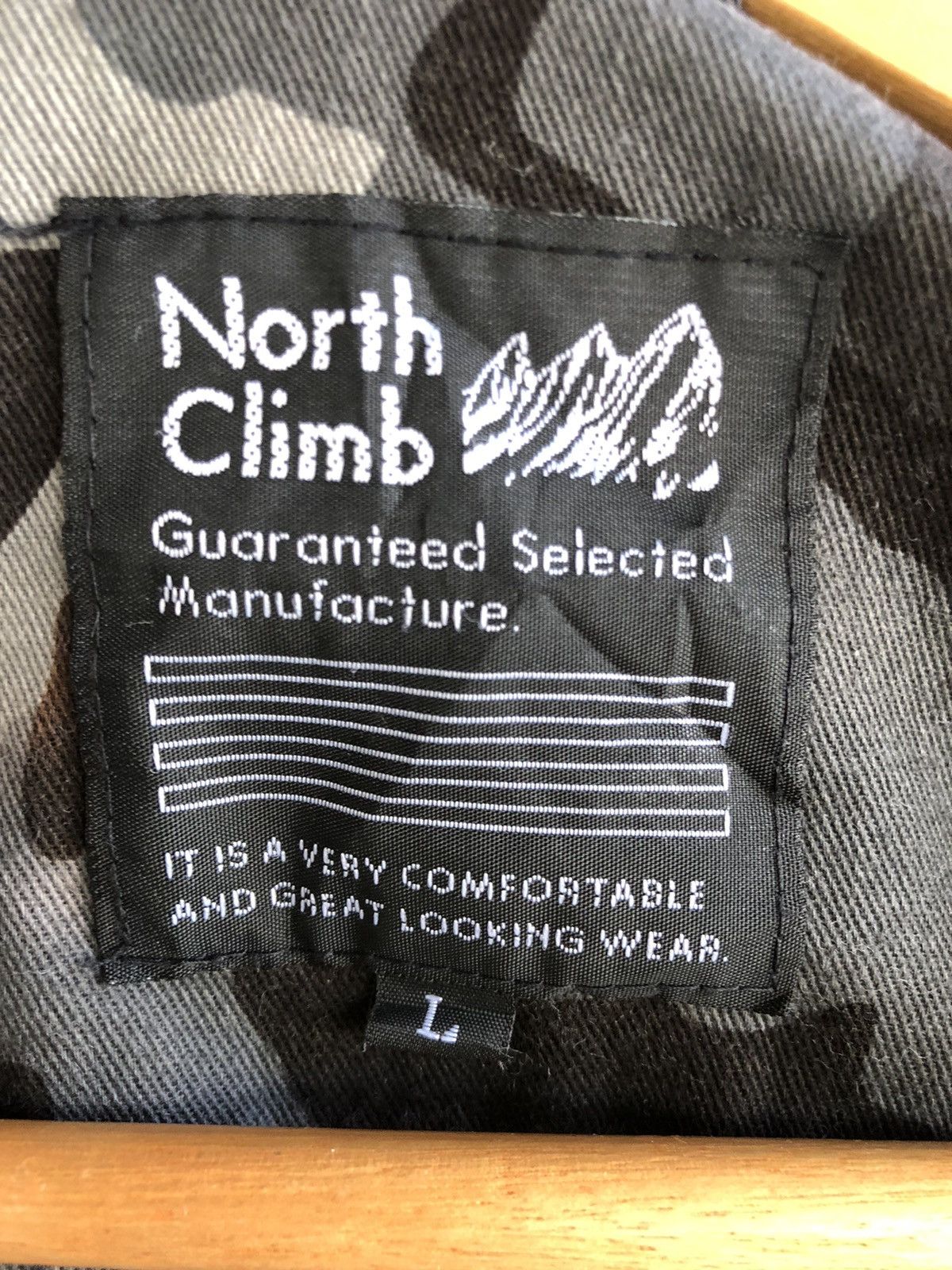 Japanese Brand Vintage North Climb camo vest Size US M / EU 48-50 / 2 - 4 Thumbnail