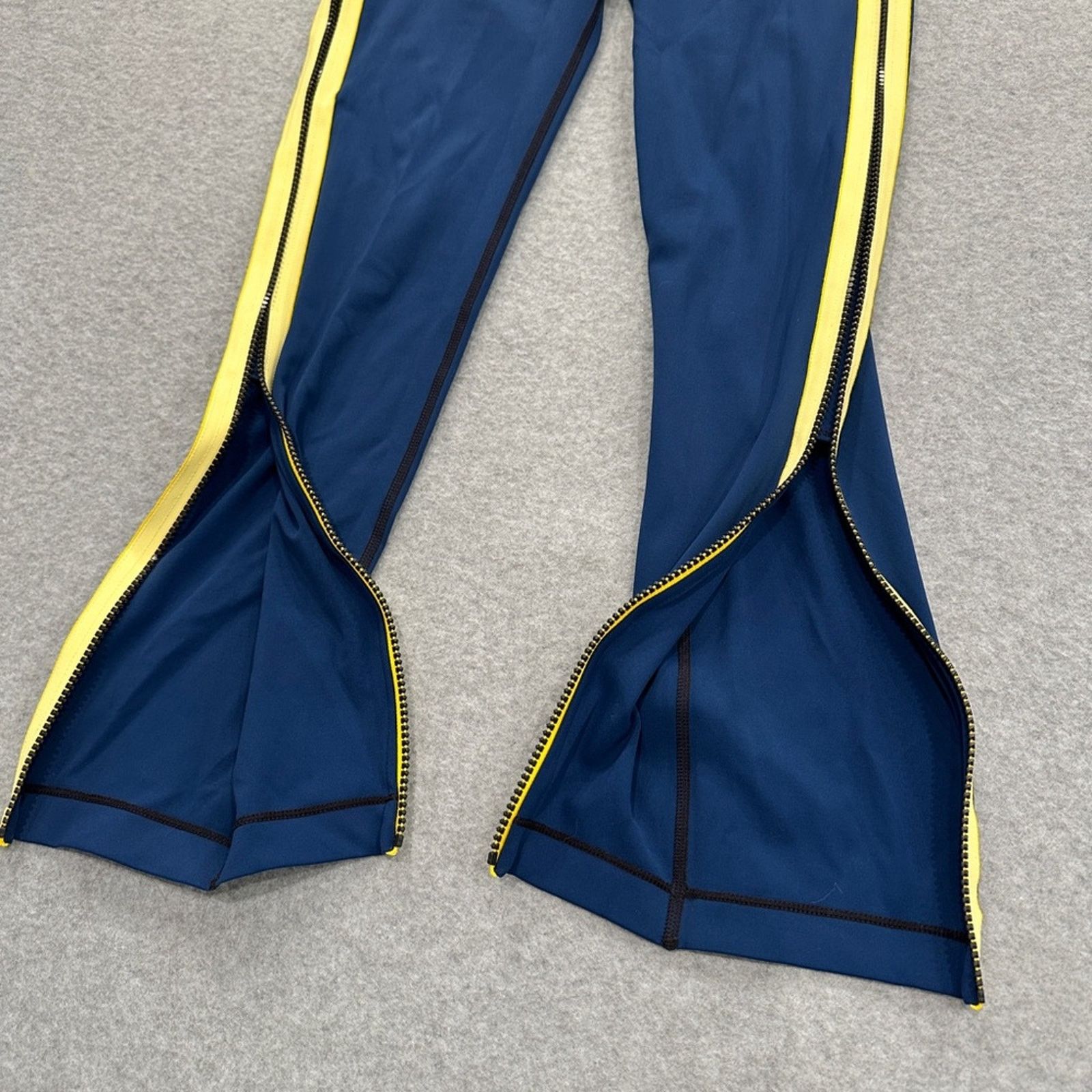 Derek Lam 10 Crosby Derek Lam x Athleta Leggings with zippers Size 26" / US 2 / IT 38 - 5 Thumbnail
