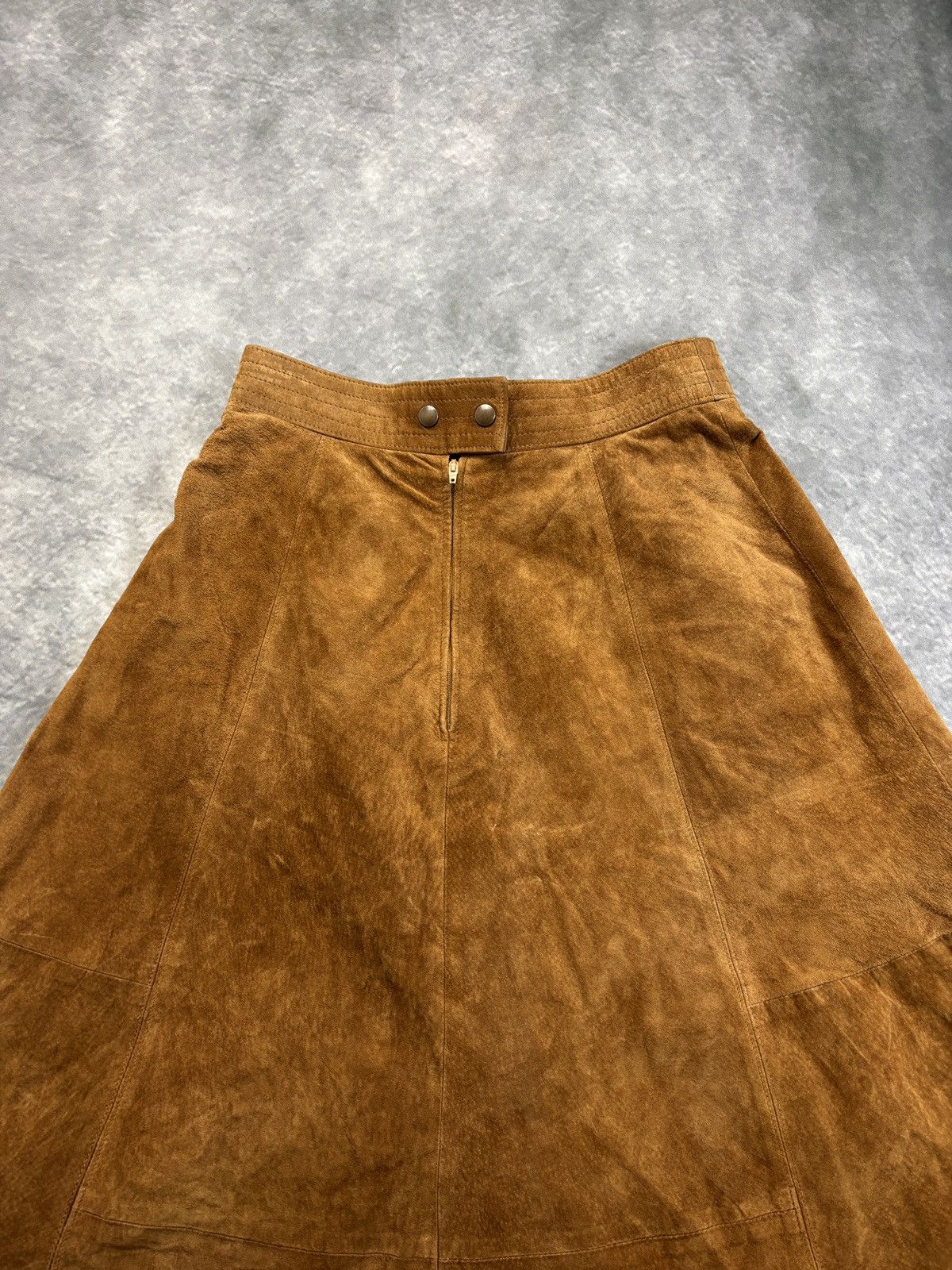 Leather × Marks & Spencer × Vintage 1960s Vintage Suede Skirt 1970s Suede Maxi Skirt St. Michael Size 28" / US 6 / IT 42 - 10 Thumbnail