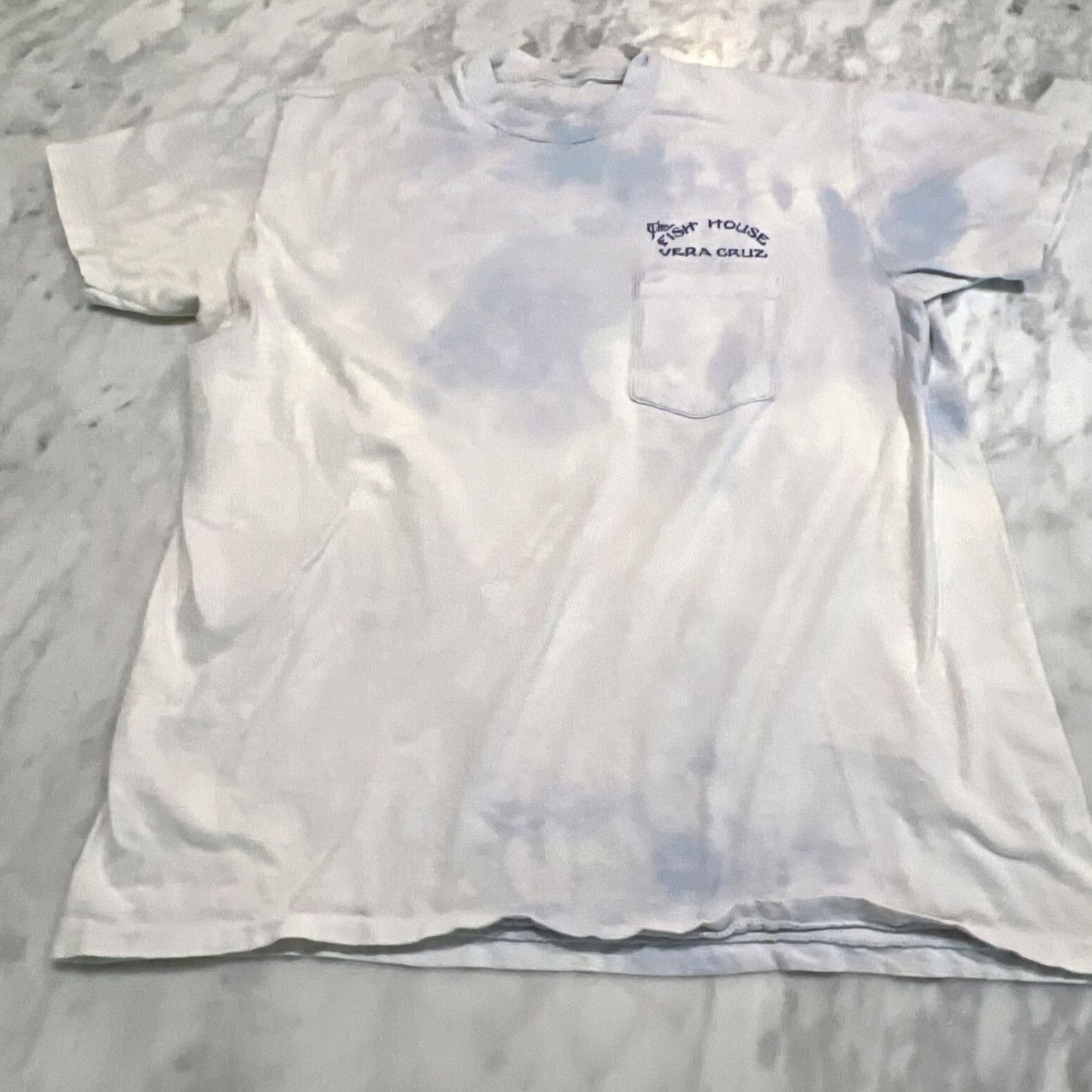 Vintage VINTAGE The Fish House Vera Cruz Men’s XL Single Stitch San Marcos White Cotton Graphic Tee Shirt Mens 1980s Size US XL / EU 56 / 4 - 5 Thumbnail