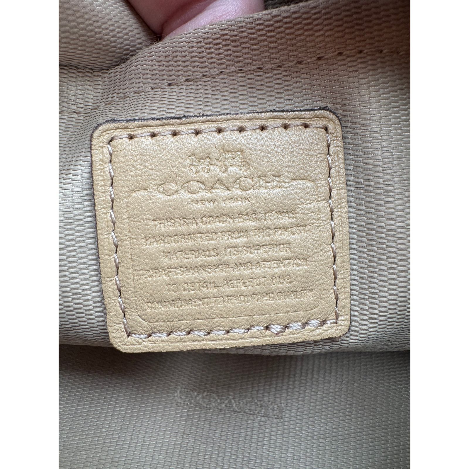 Coach Coach Gold Chain Crossbody Bag Purse Size ONE SIZE - 9 Thumbnail
