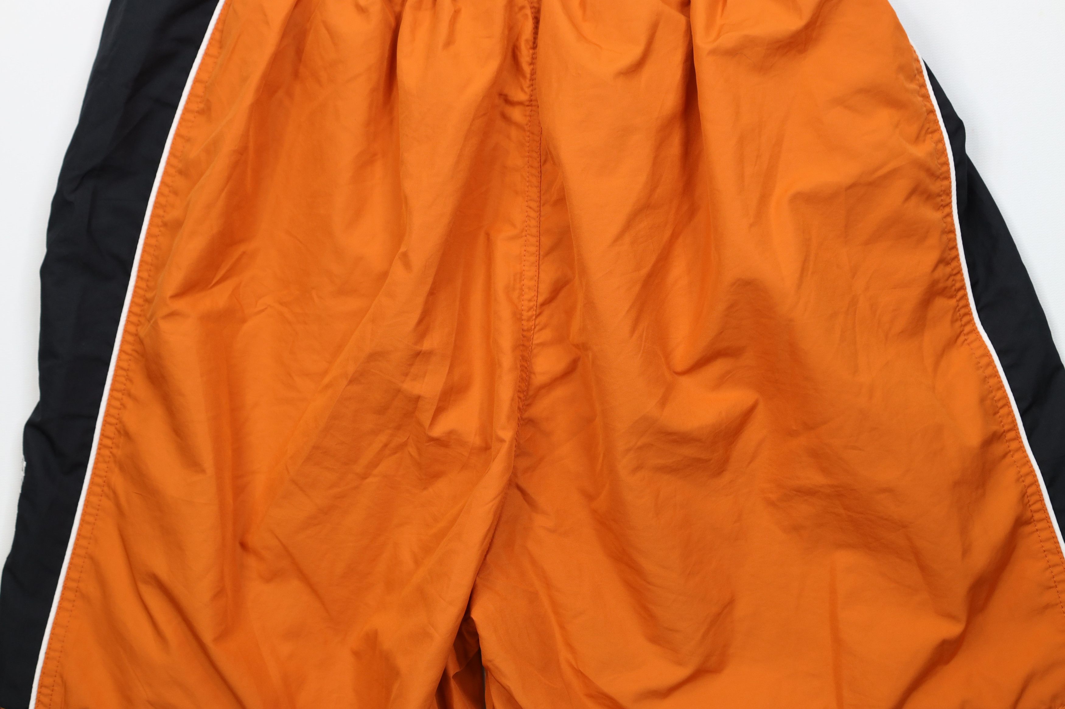 Reebok Vintage 90s Reebok Spell Out Lined Windbreaker Shorts Orange Size US 32 / EU 48 - 11 Thumbnail