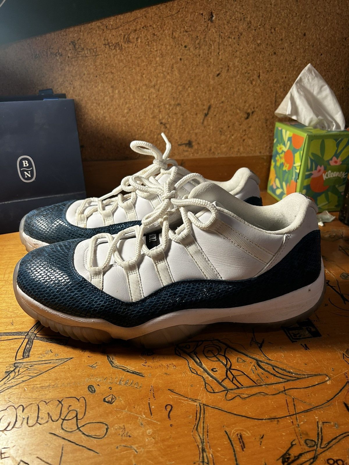 Jordan Brand Jordan 11 Retro Low “Snake Navy” 2019 Size US 10.5 / EU 43-44 - 4 Thumbnail