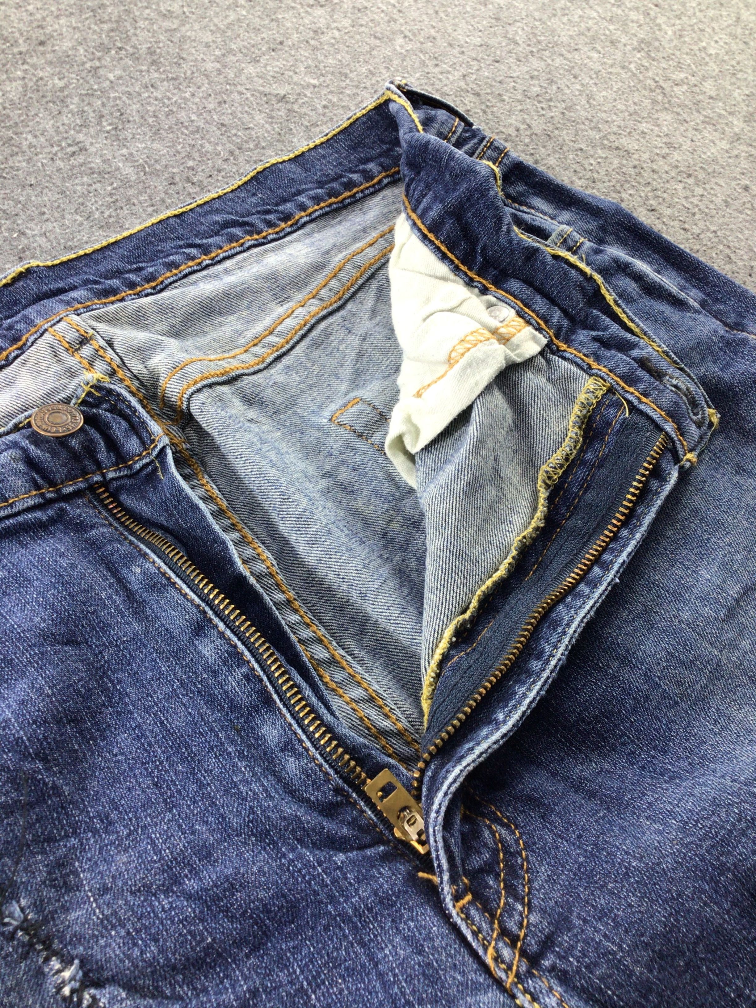 Levi's Vintage Levis 505 Jeans-J772 Size US 35 - 8 Thumbnail