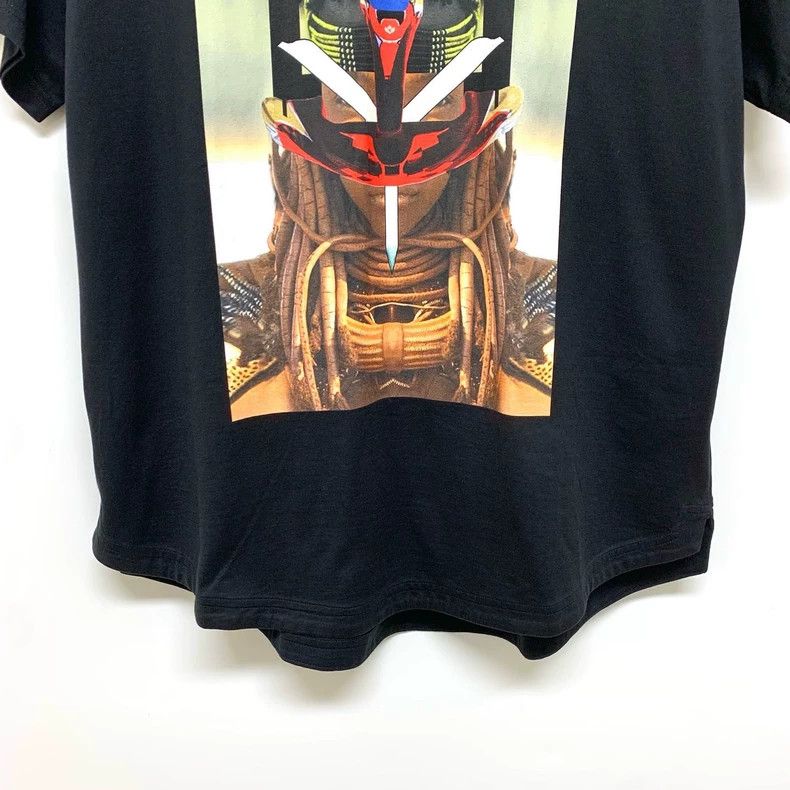 Givenchy Givenchy Black robot print short-sleeve T-shirt, size S, s Size US S / EU 44-46 / 1 - 4 Thumbnail