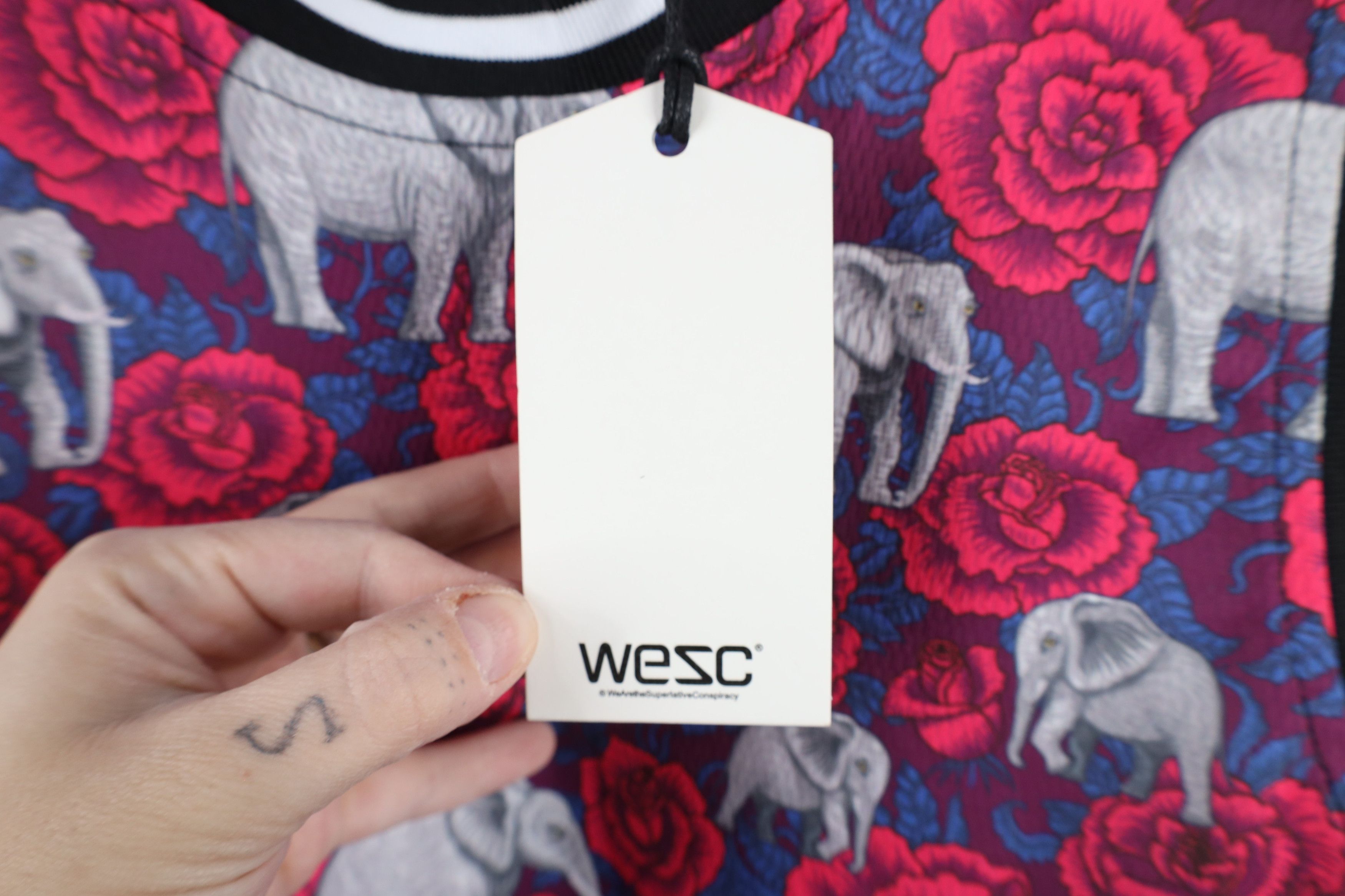 Vintage × WeSC New WESC Elephant All Over Print Basketball Jersey Tank Top Size US XXL / EU 58 / 5 - 7 Thumbnail