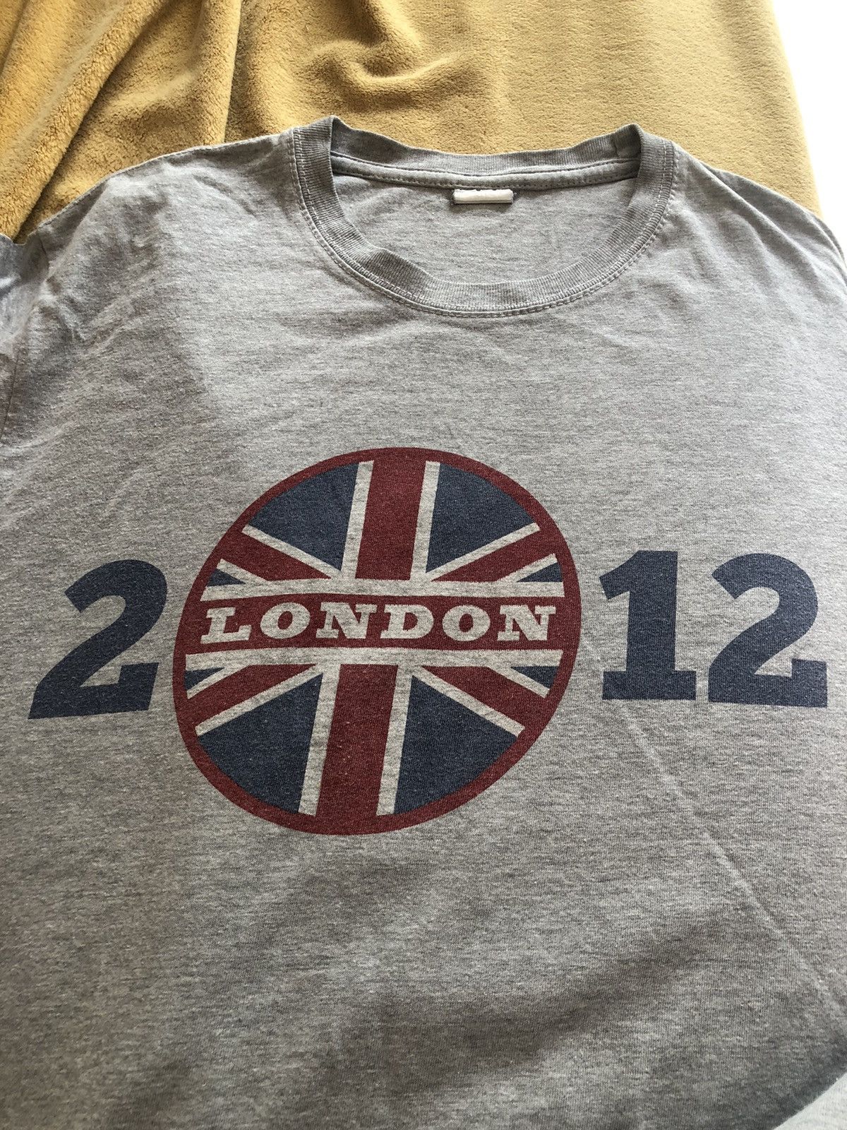 Vintage LONDON 2012 OLYMPIC GAMES VINTAGE SPORT TEE SHIRT Size US M / EU 48-50 / 2 - 2 Thumbnail