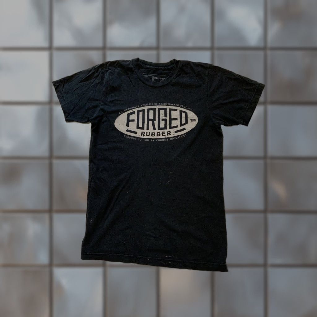 Industrie VINTAGE Chrome Industries Forged Rubber Get In The Van Black S/S Crewneck T-Shirt Sz. S Mens Size US S / EU 44-46 / 1 - 1 Thumbnail