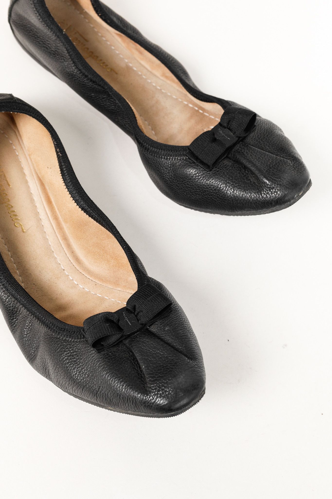 Salvatore Ferragamo Salvatore Ferragamo My Joy Leather Foldaway Ballet Flats Size US 9 / IT 39 - 7 Thumbnail