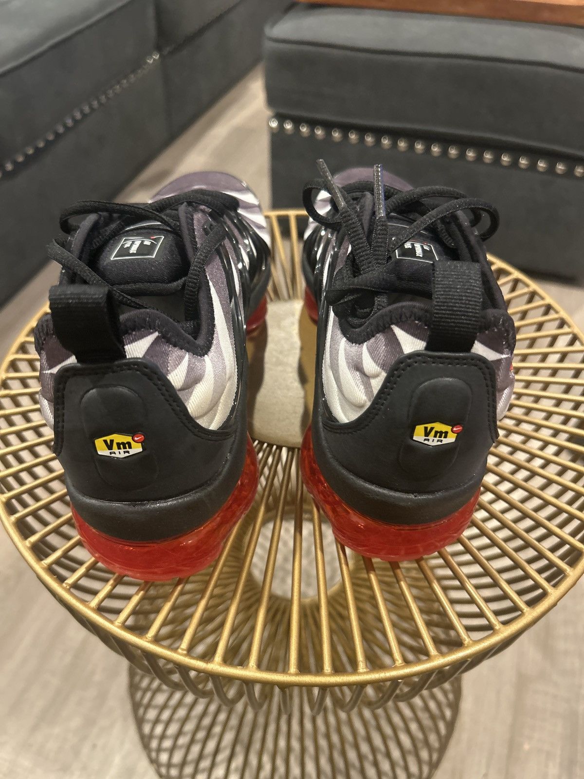 Nike Air Vapormax Plus Size 7 Mens Size US 7 / EU 40 - 2 Thumbnail