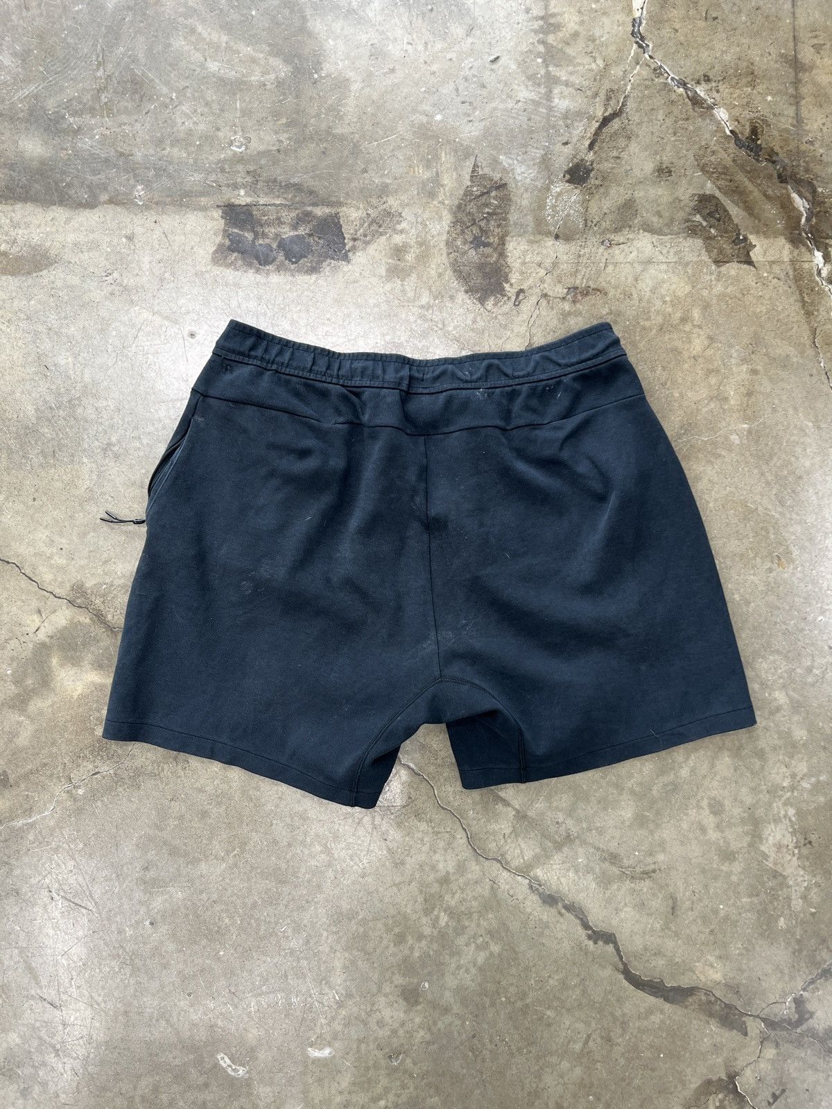 Nike Nike Drawstring sweatShorts 2XL Size US 38 / EU 54 - 4 Thumbnail