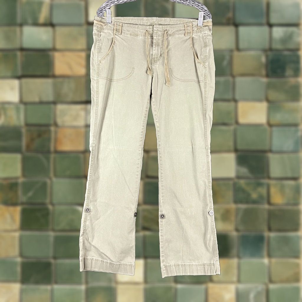 The North Face The North Face Pants Womens 8 Short Beige Khakis Womens Size 30" / US 8 / IT 44 - 1 Thumbnail