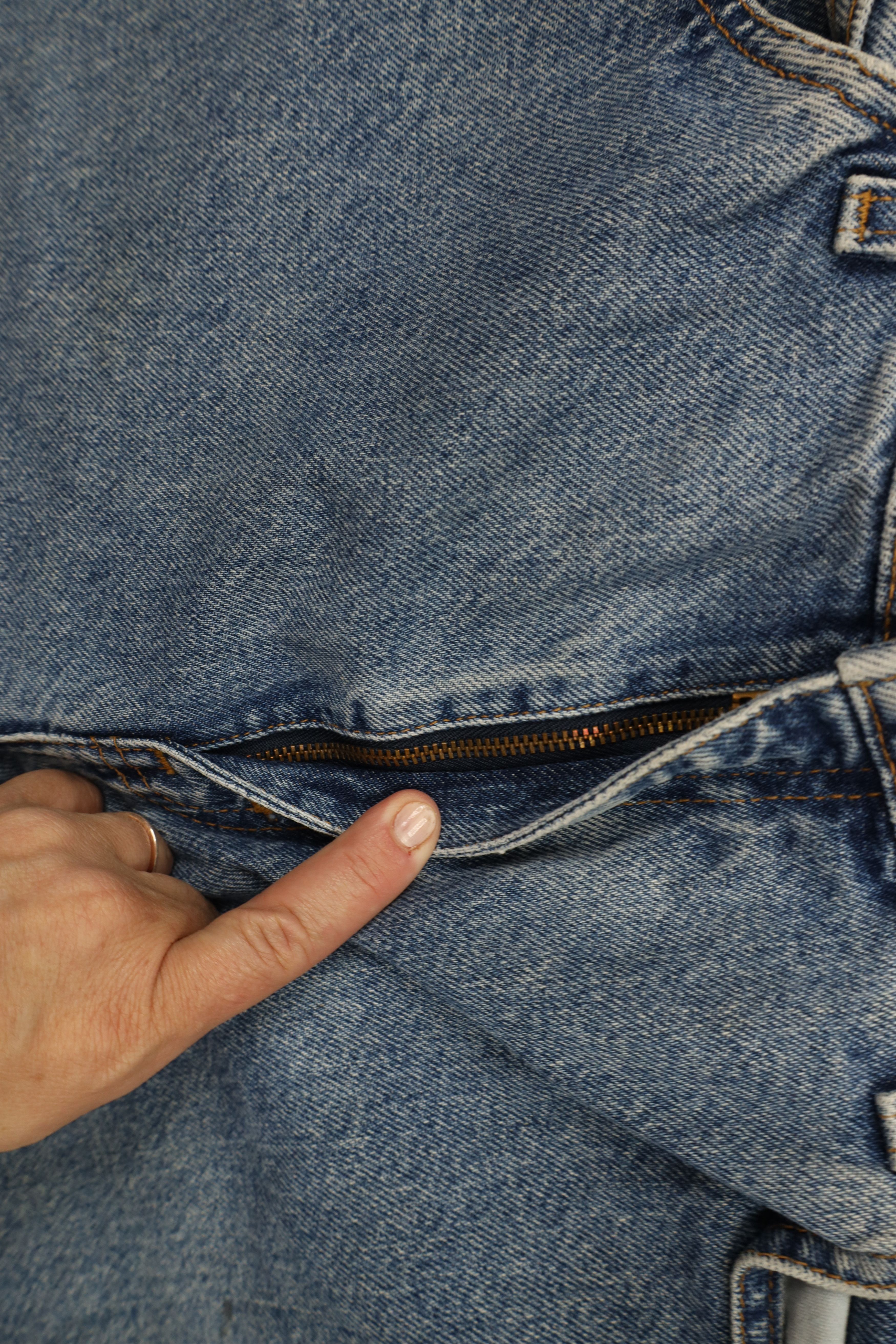 Levi's Vintage 90s Levis 921 Fit Tapered Leg Denim Jeans Blue USA Size 34" / US 12 / IT 48 - 7 Thumbnail