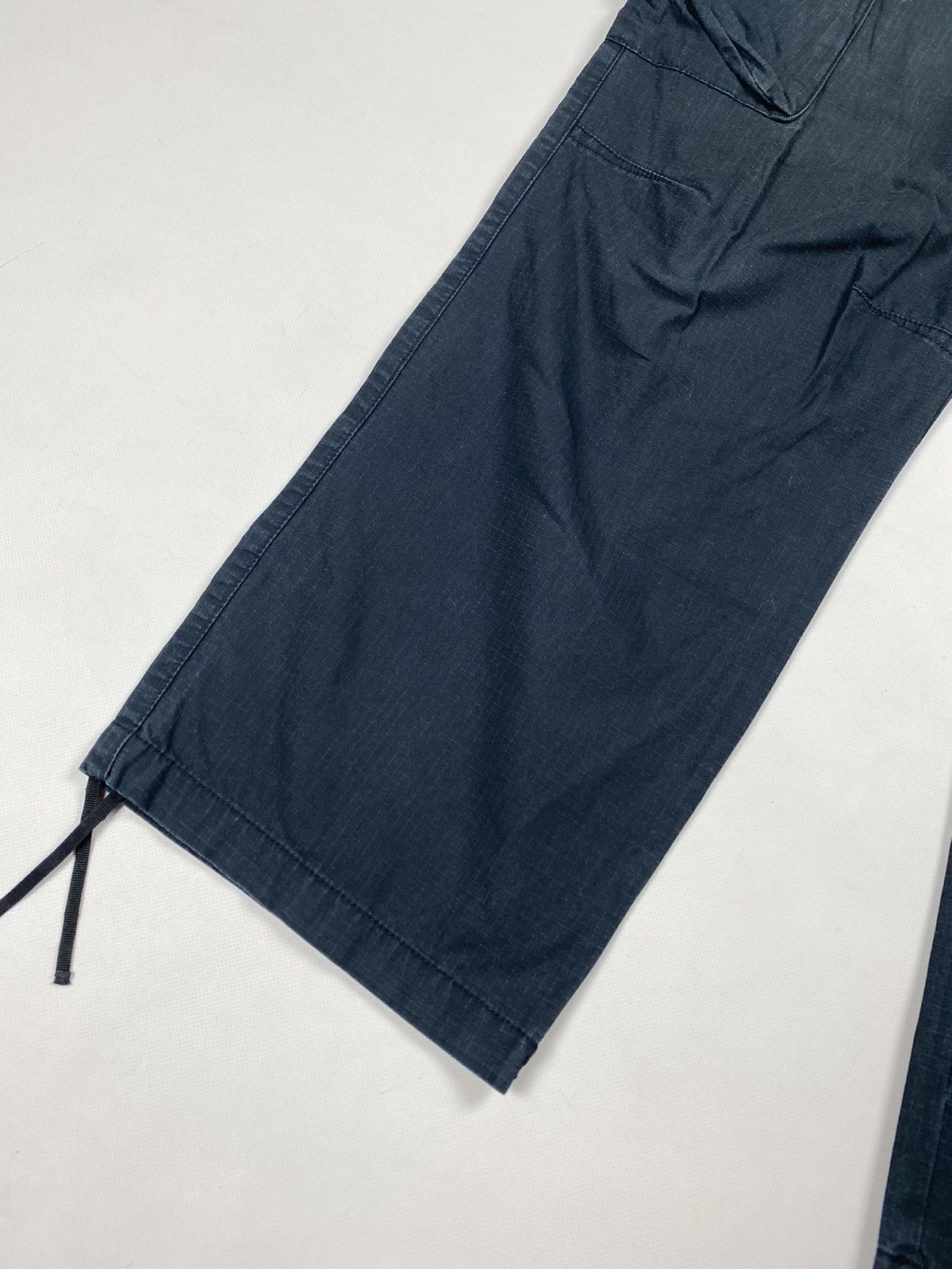 Nike Nike vintage Y2K men’s ripstop cargo pants trousers Size US 33 - 8 Thumbnail